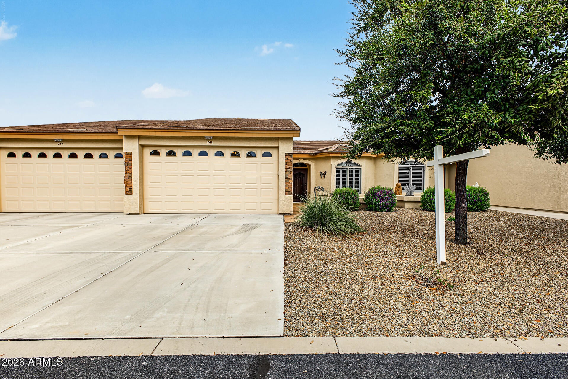 10960 E MONTE Avenue 241