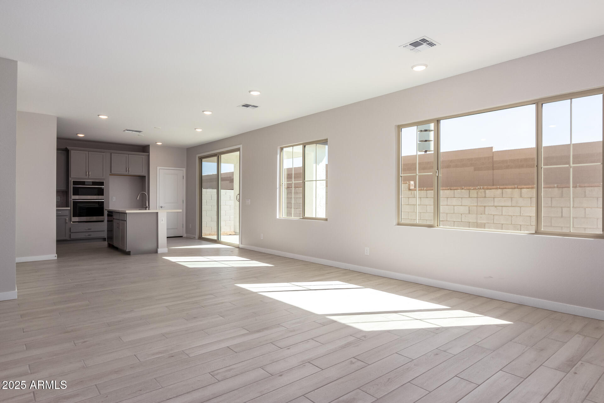 9227 E SECTOR Drive