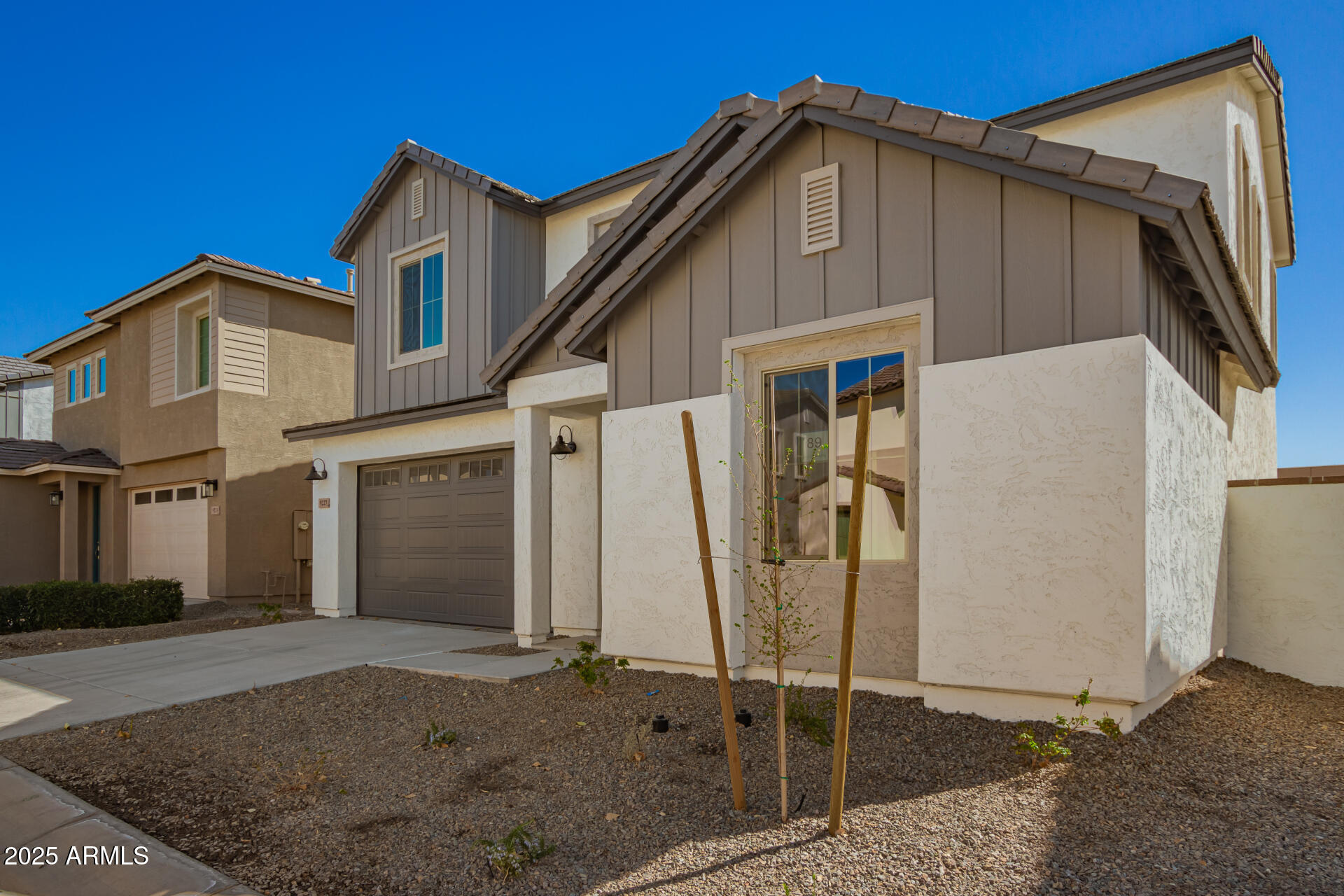 9227 E SECTOR Drive