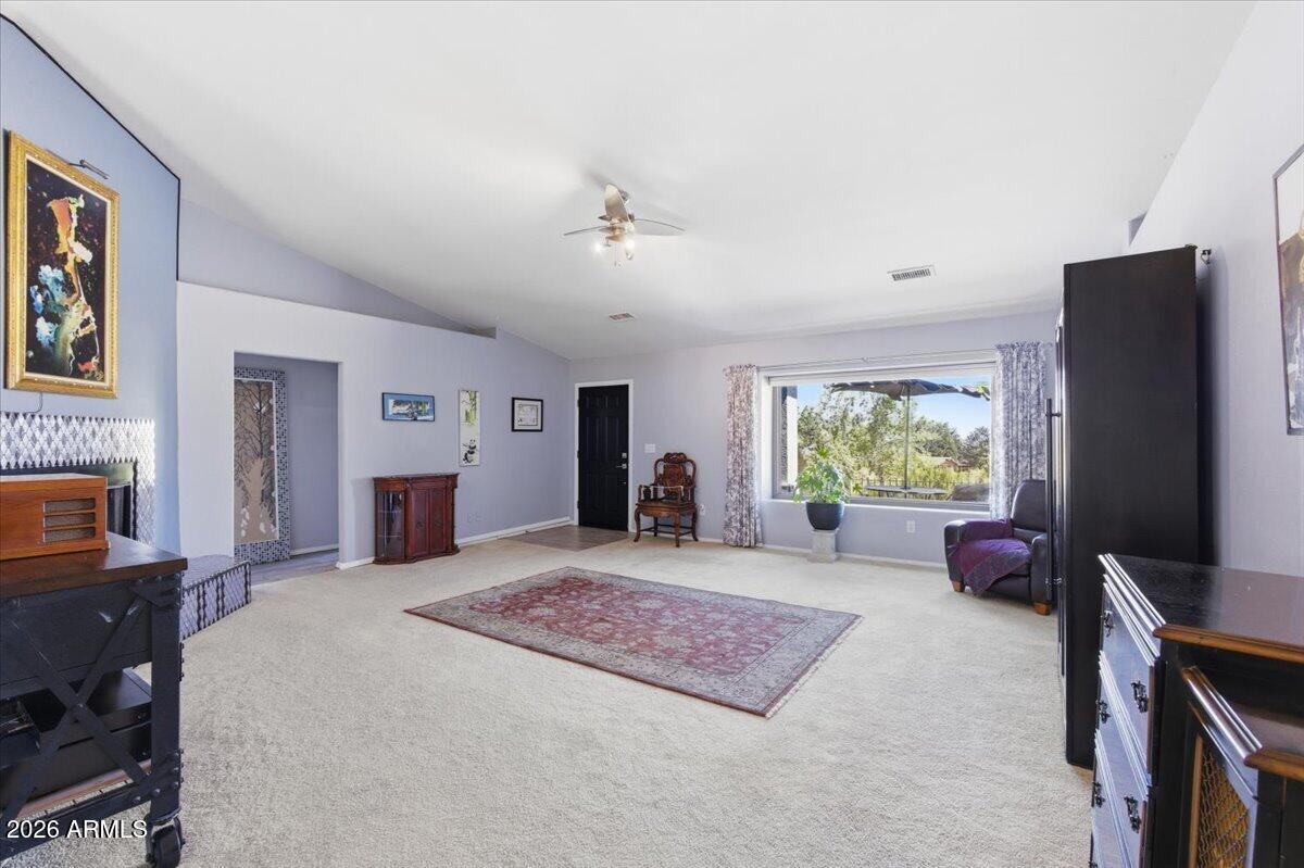 852 SUNRISE Boulevard