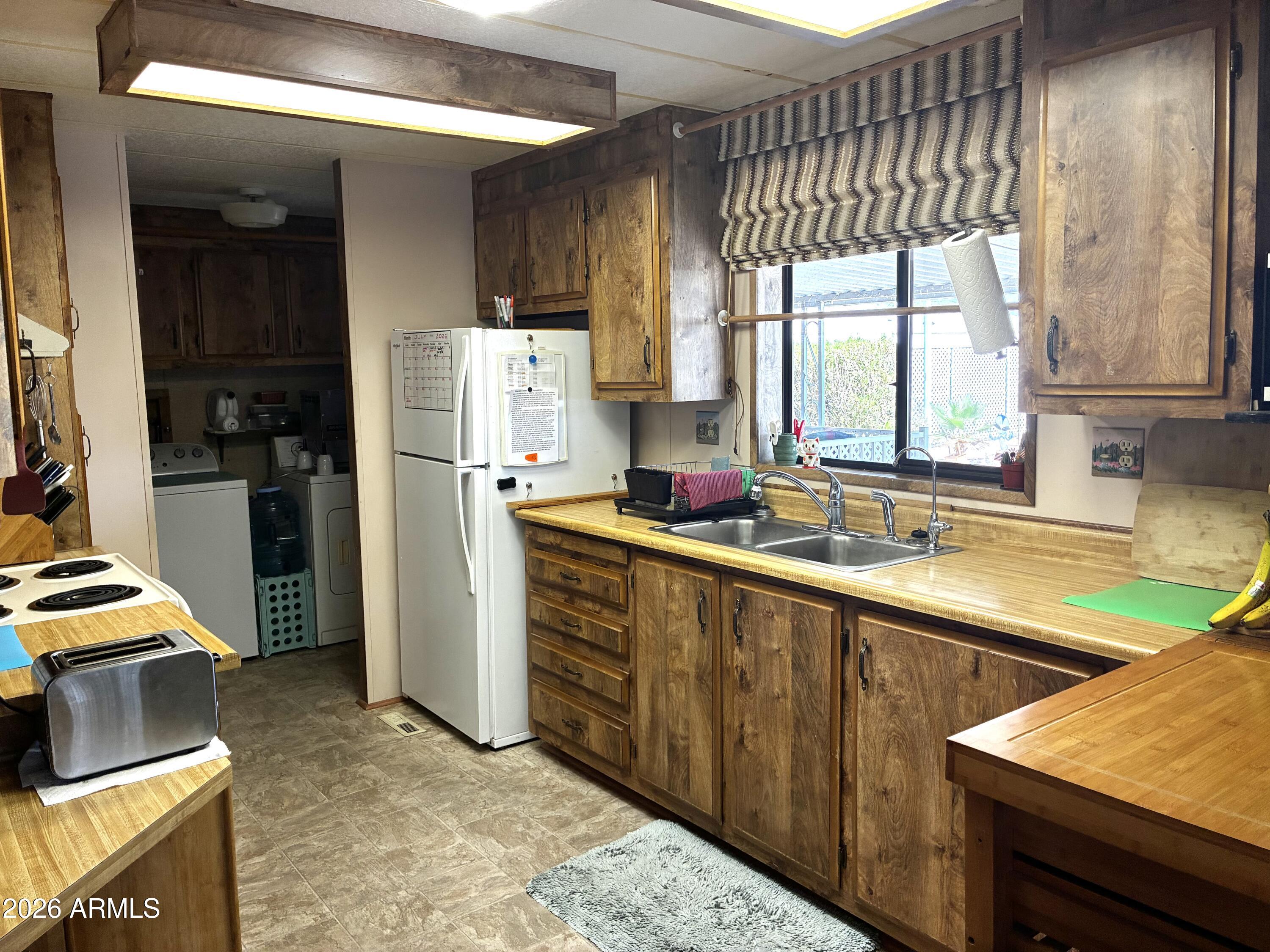 2900 W SUPERSTITION Boulevard 112
