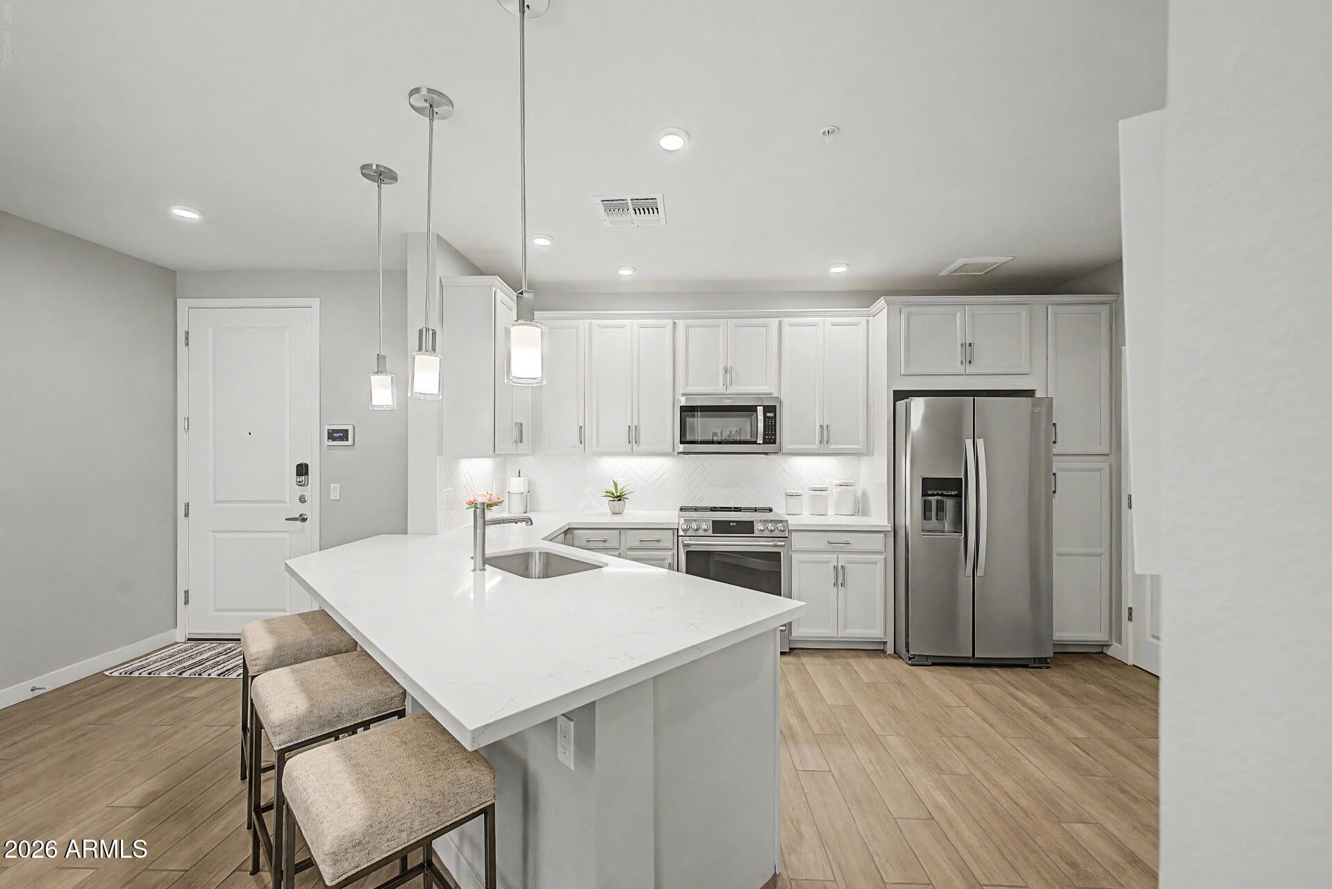 2511 W QUEEN CREEK Road 213