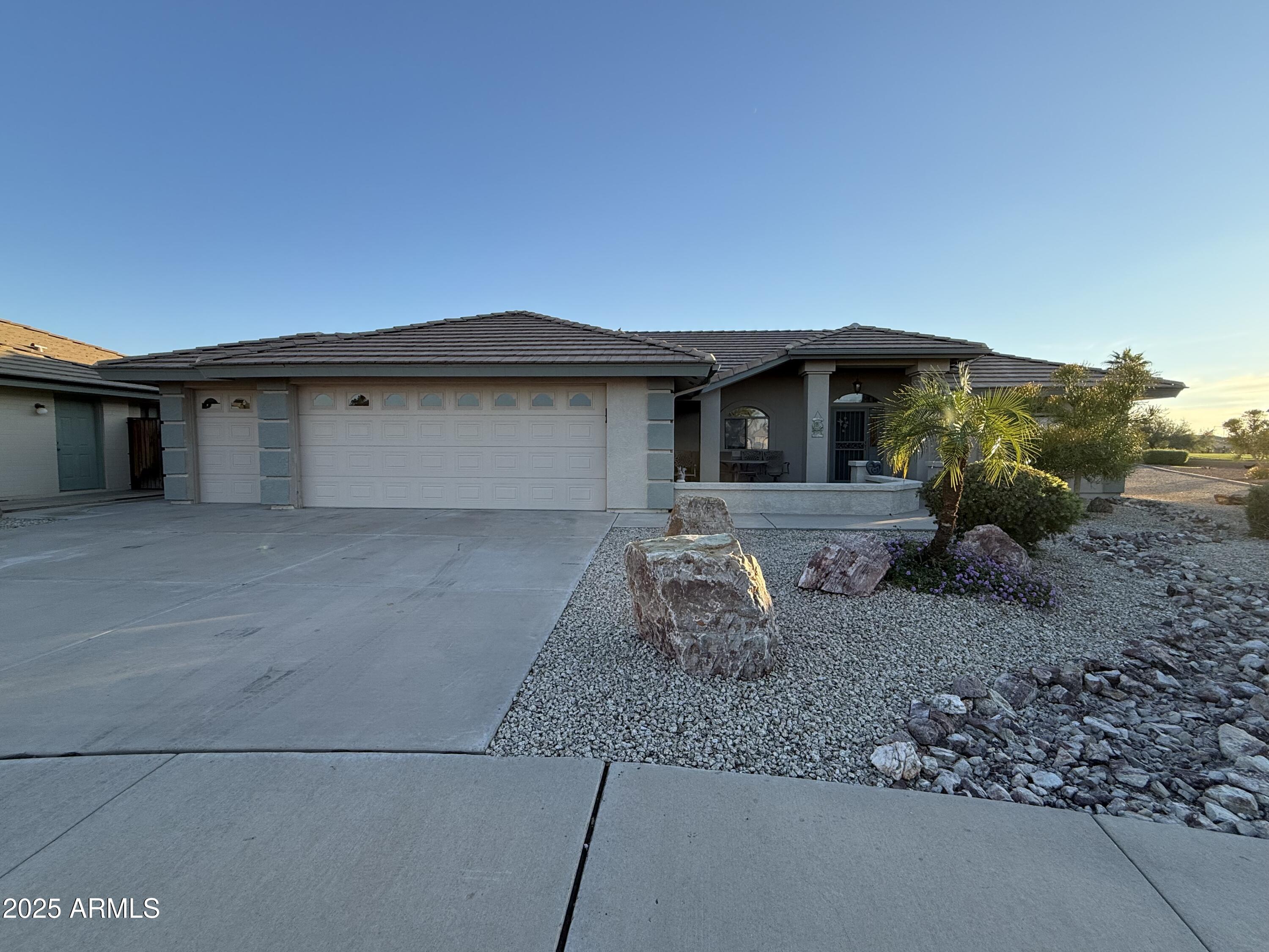 11401 E MEDINA Avenue