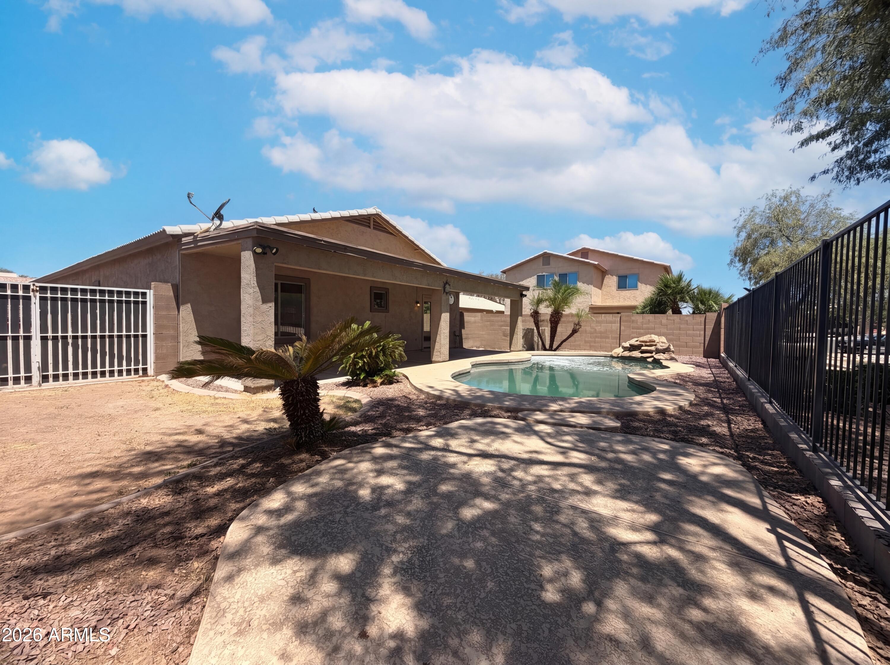 28783 N SEDONA Place