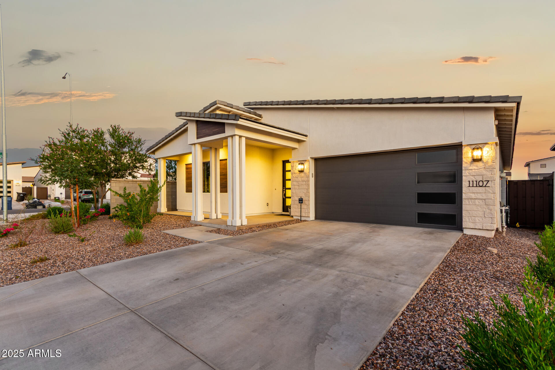 11107 E UNITY Avenue