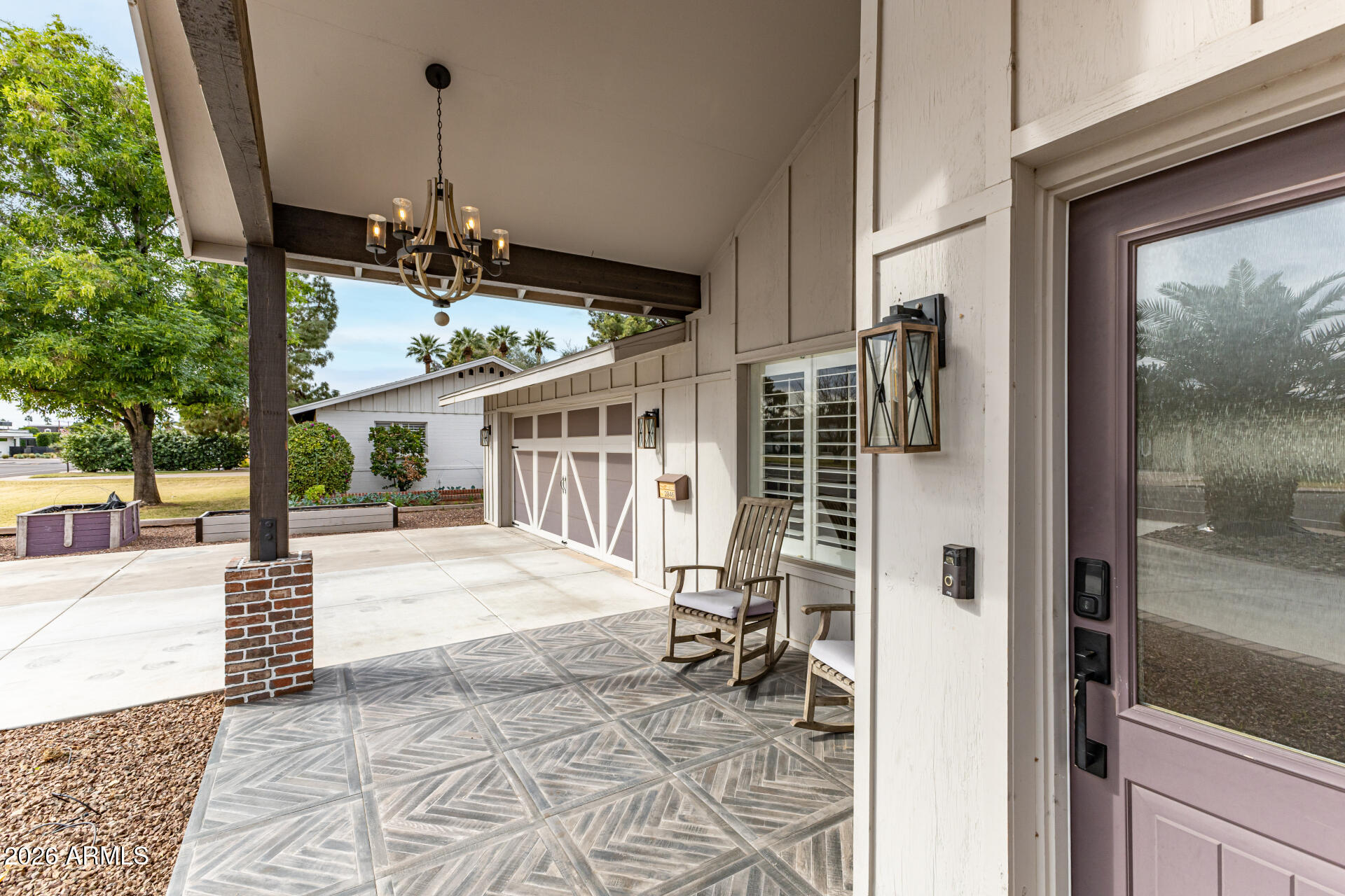 2846 E CAMPBELL Avenue