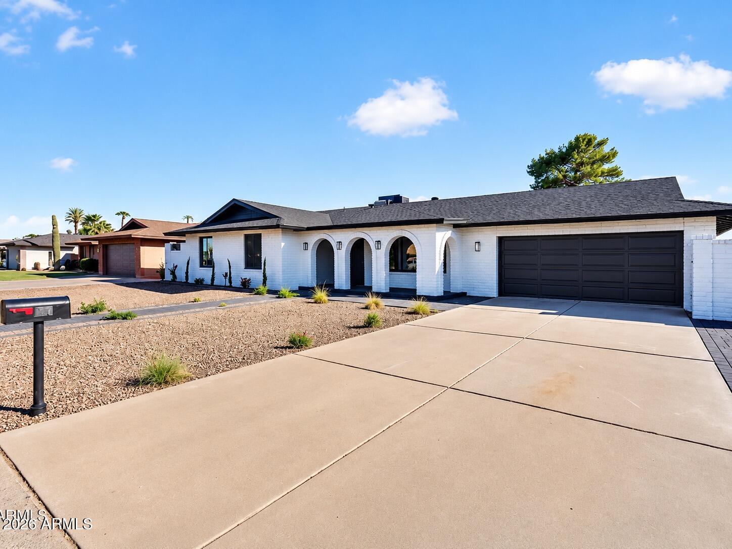 1127 E WATSON Drive