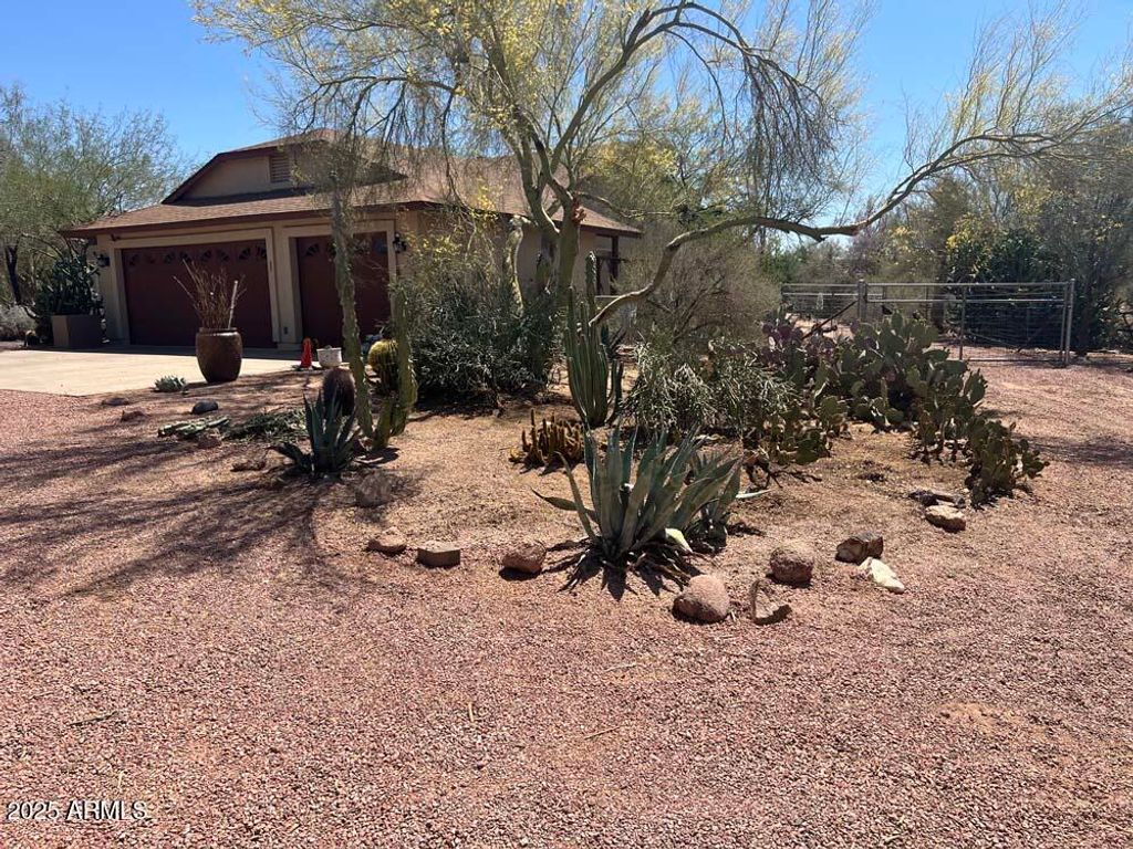 Photo of 31601 N 44th Street, Cave Creek, AZ 85331 (MLS # 6920493)