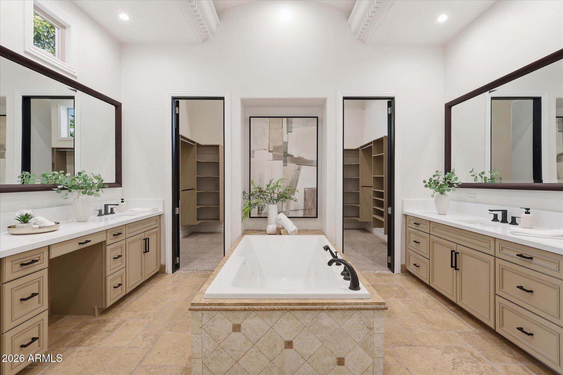 CITRUS PRESERVE Vasaro - Residential