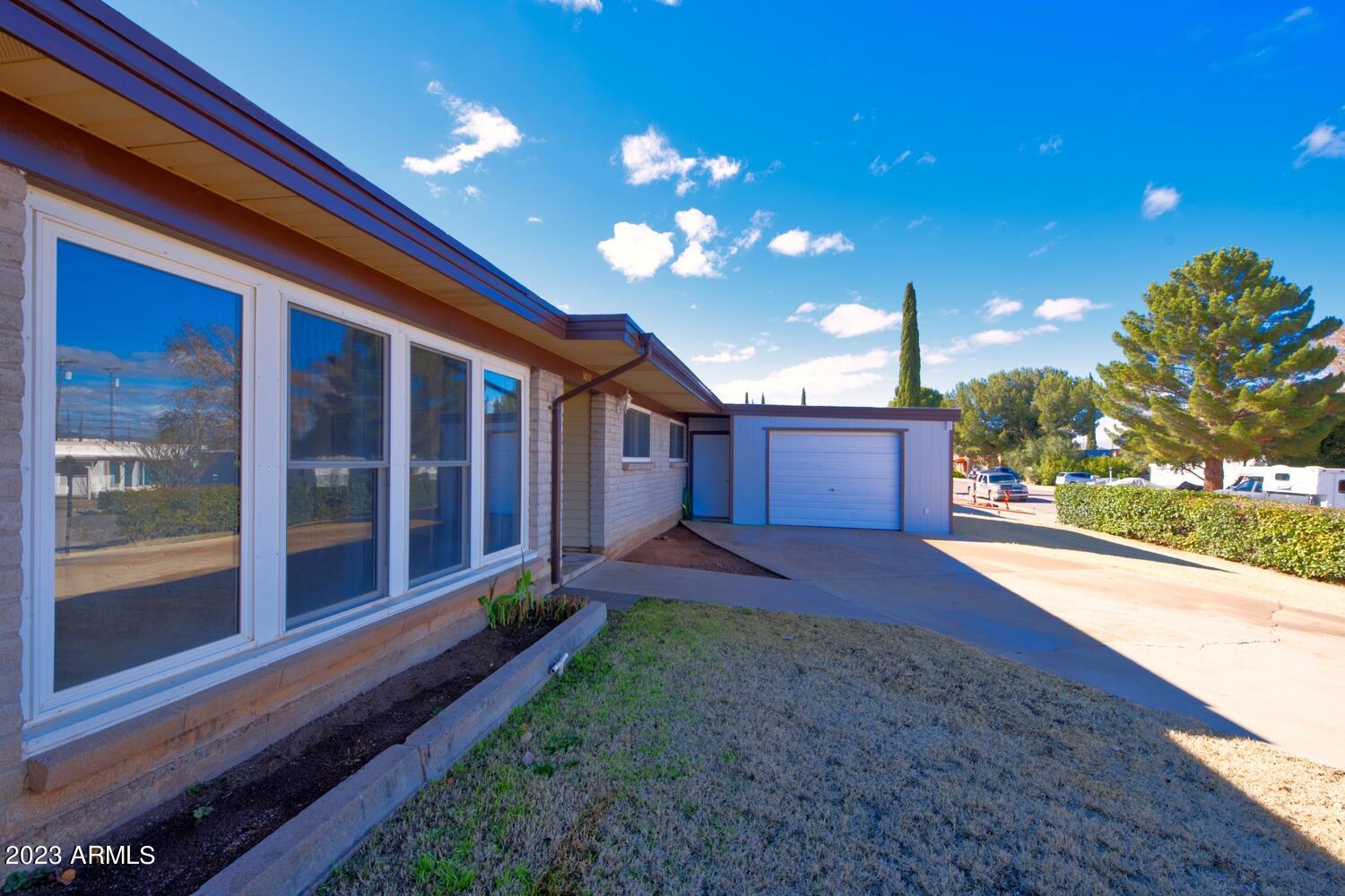 VILLAGE MEADOWS UNIT 2 - Residential