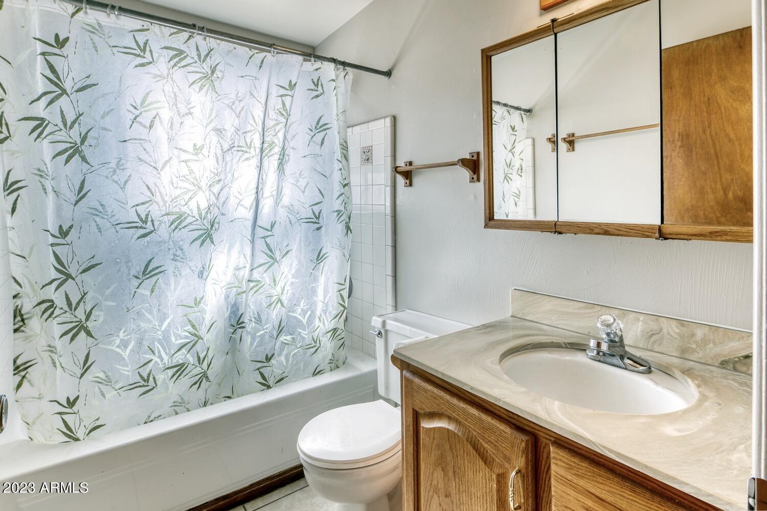 VILLAGE MEADOWS UNIT 2 - Residential