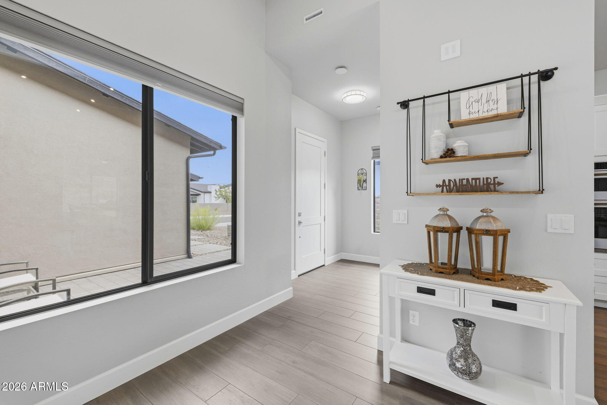 5576 E KILLEN Loop