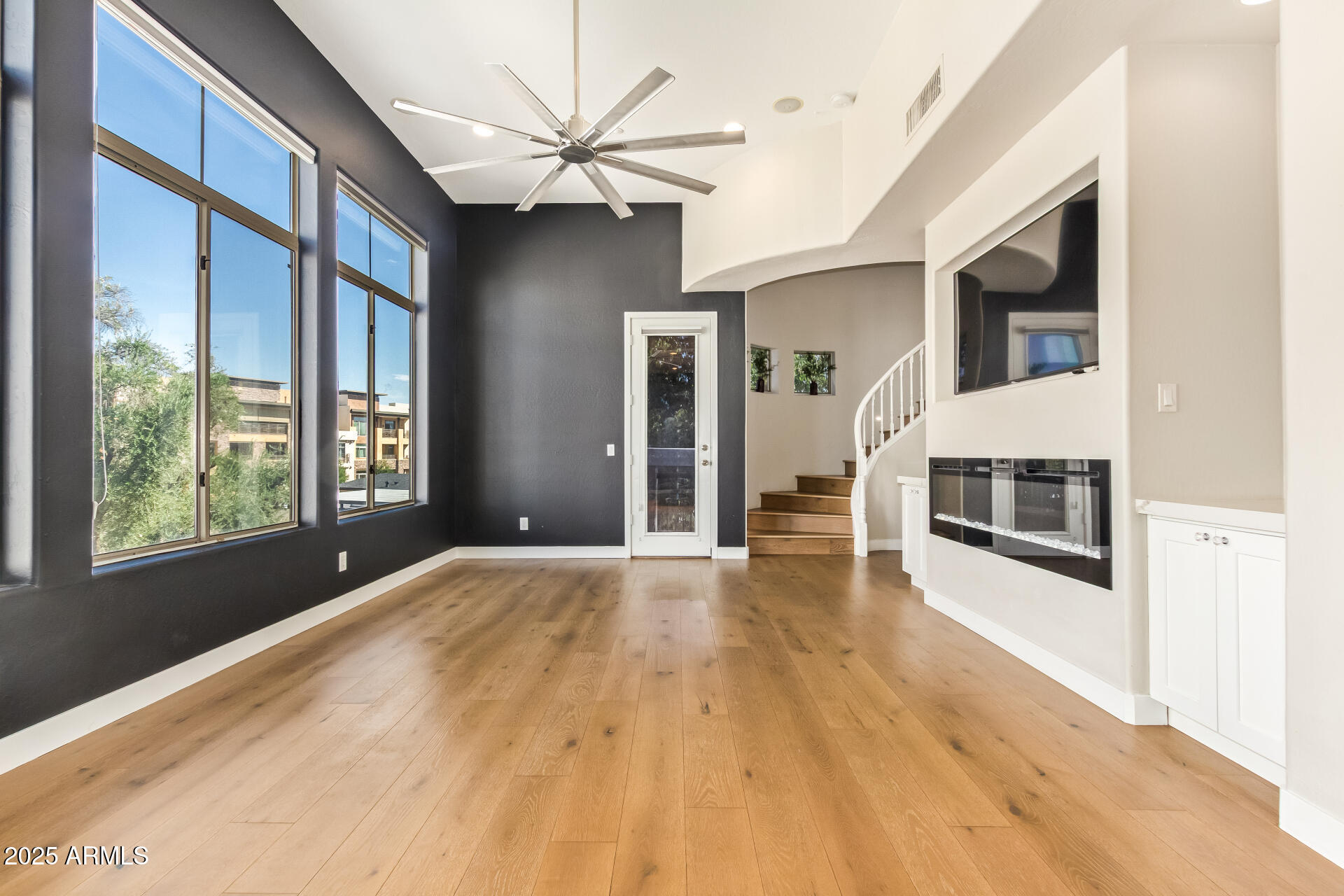 7414 E NORTHLAND Drive A102