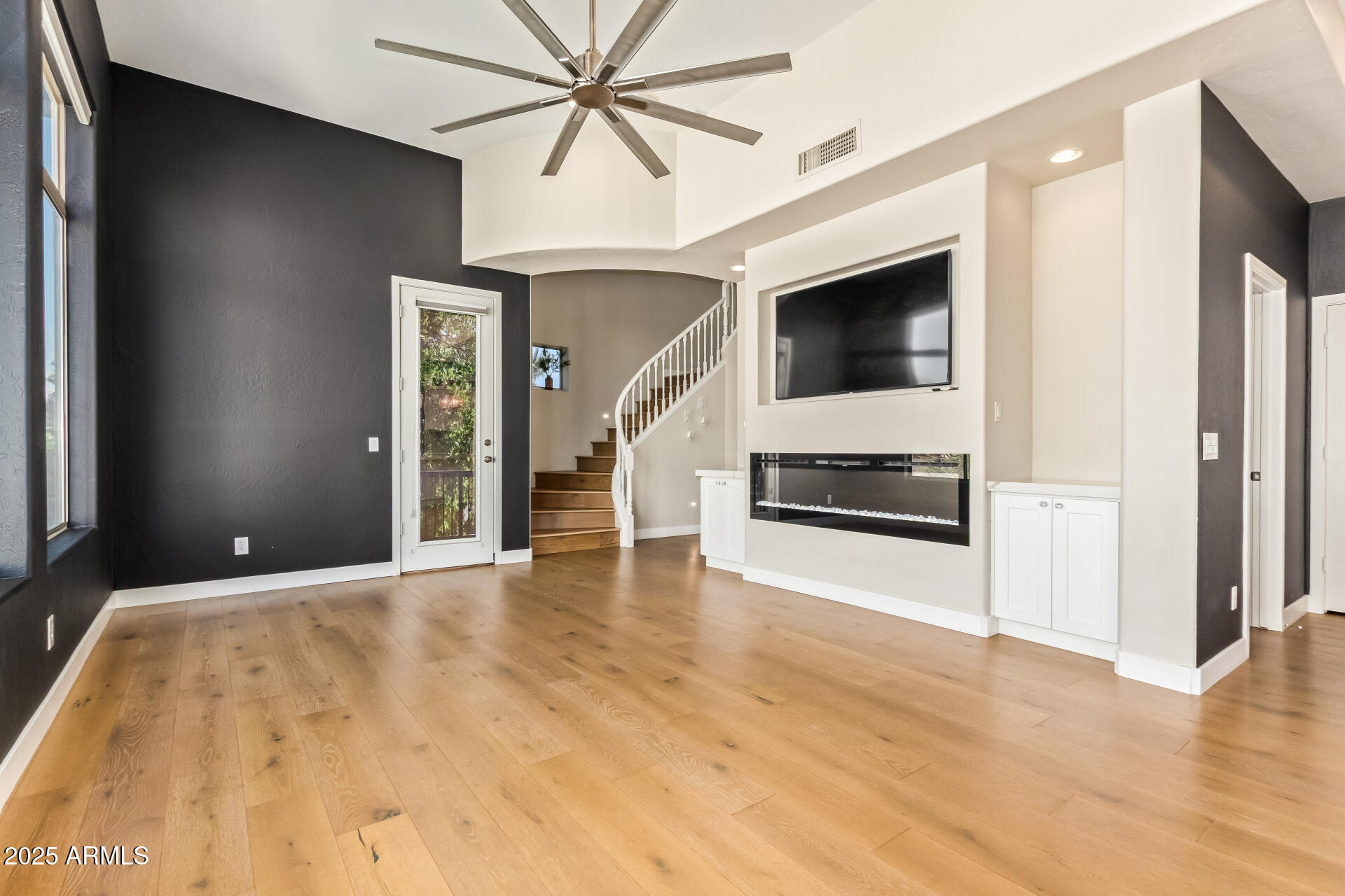 7414 E NORTHLAND Drive A102