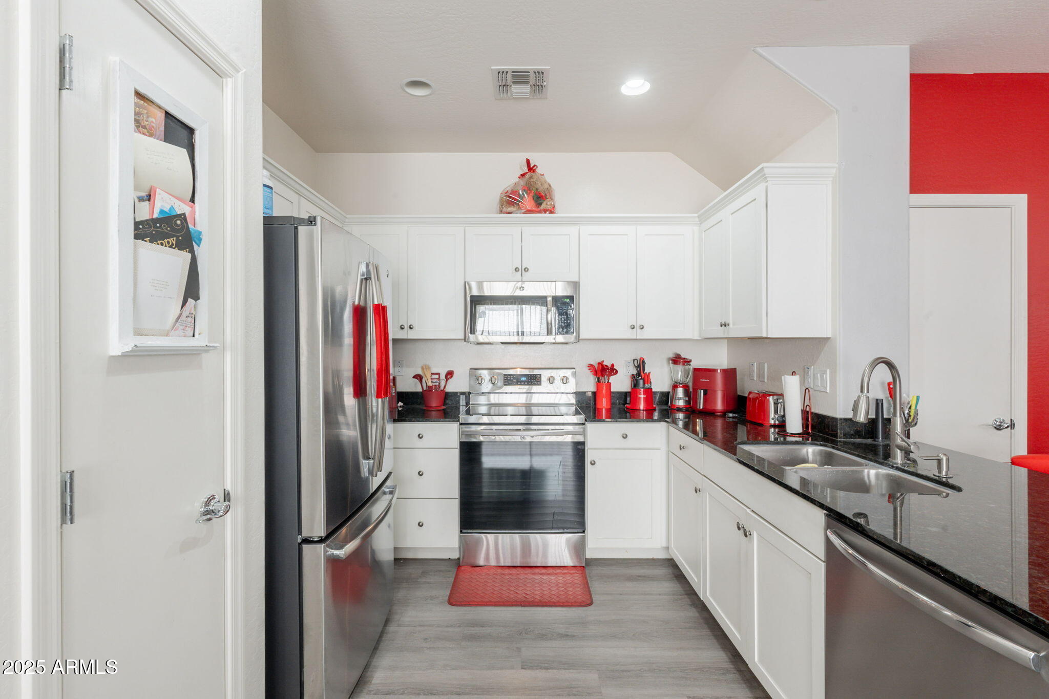 2437 N 73RD Drive