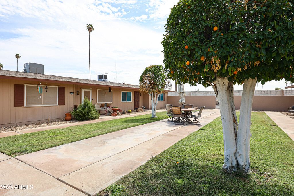 Photo of 10855 W Santa Fe Drive, Sun City, AZ 85351 (MLS # 6922097)