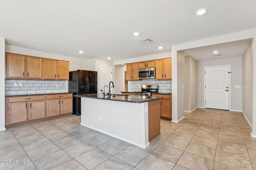 Photo of 1321 W Pinkley Avenue, Coolidge, AZ 85128 (MLS # 6876866)