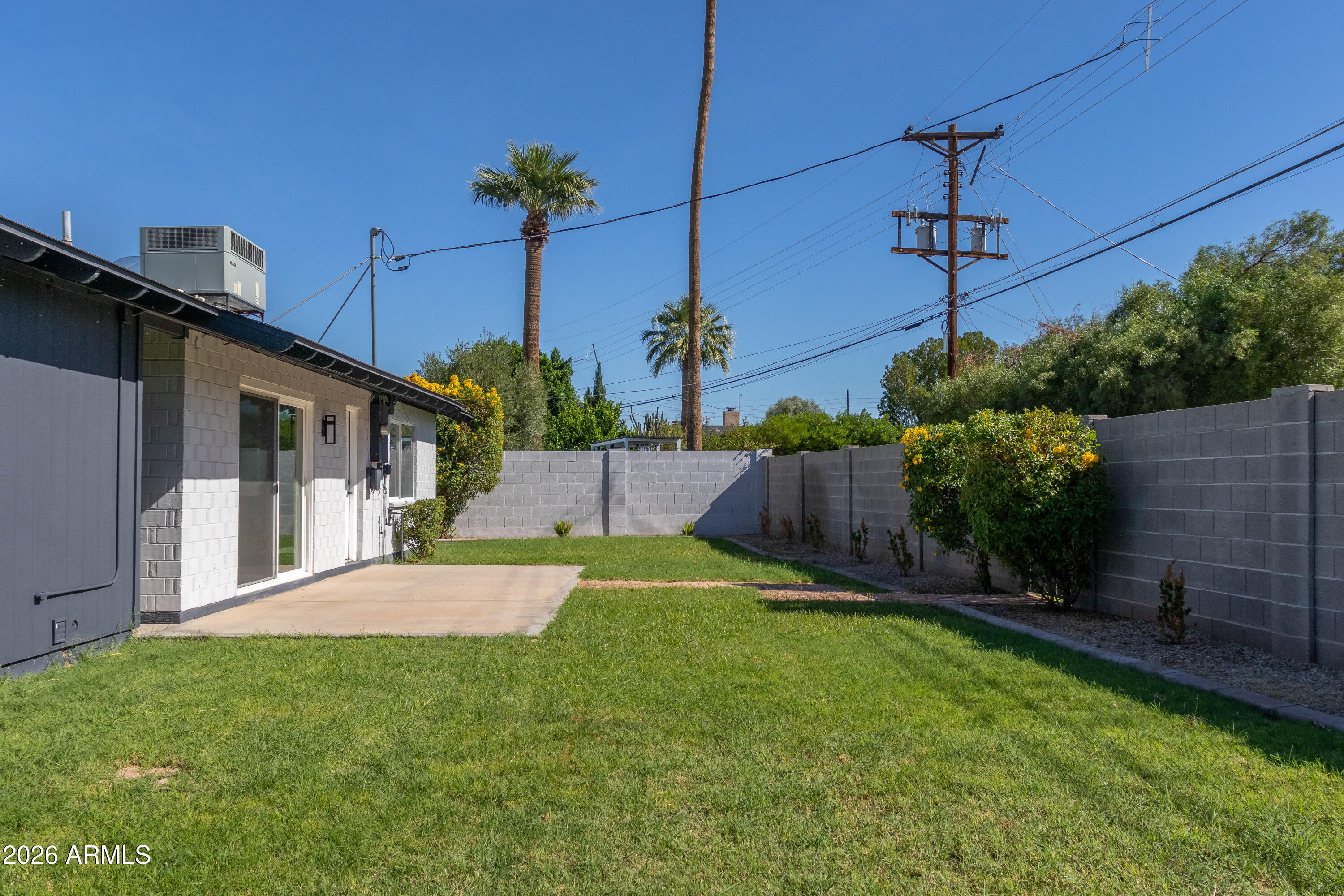 8643 E RANCHO VISTA Drive