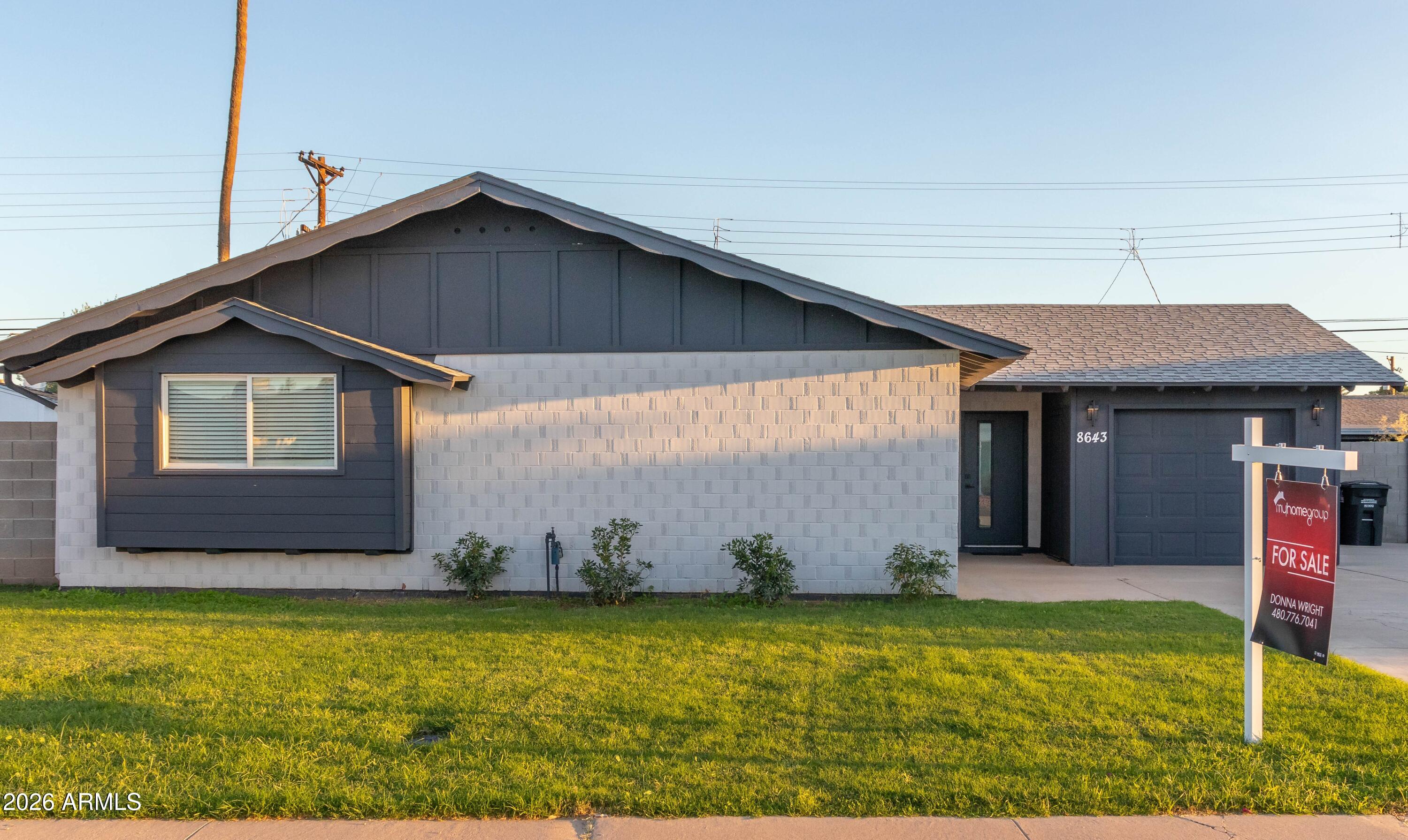 8643 E RANCHO VISTA Drive