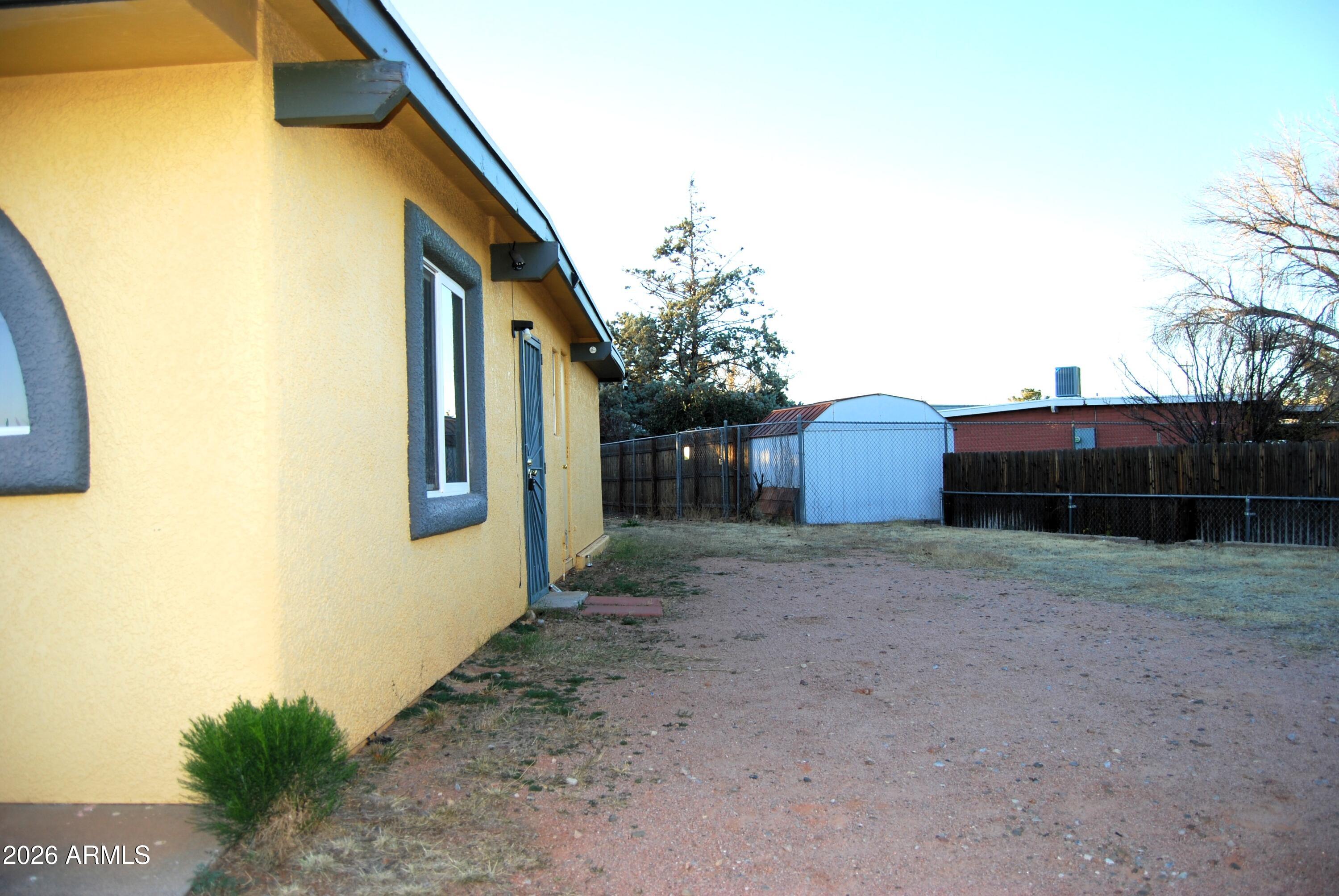 401 S CORONADO Drive