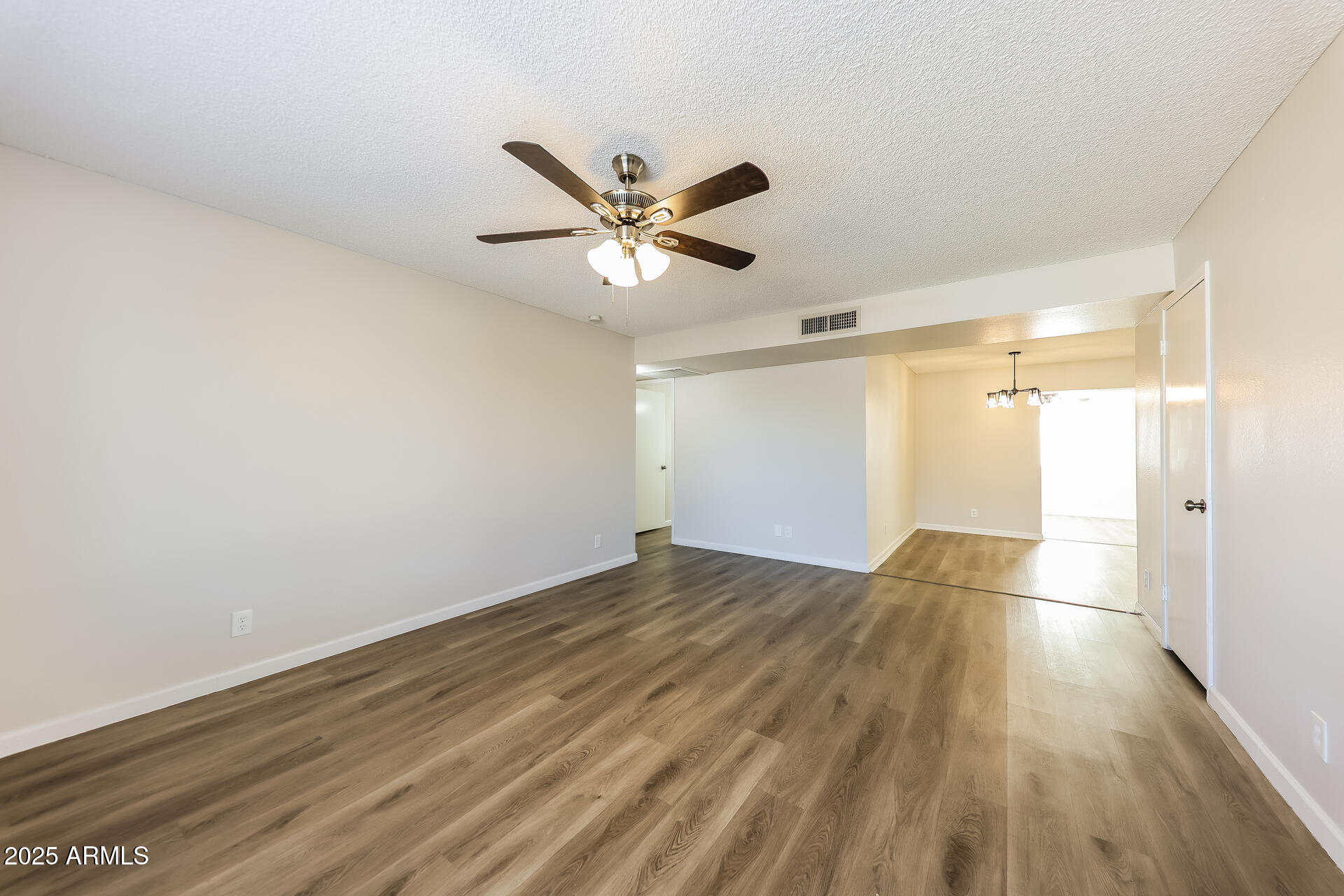 7227 W TURQUOISE Avenue