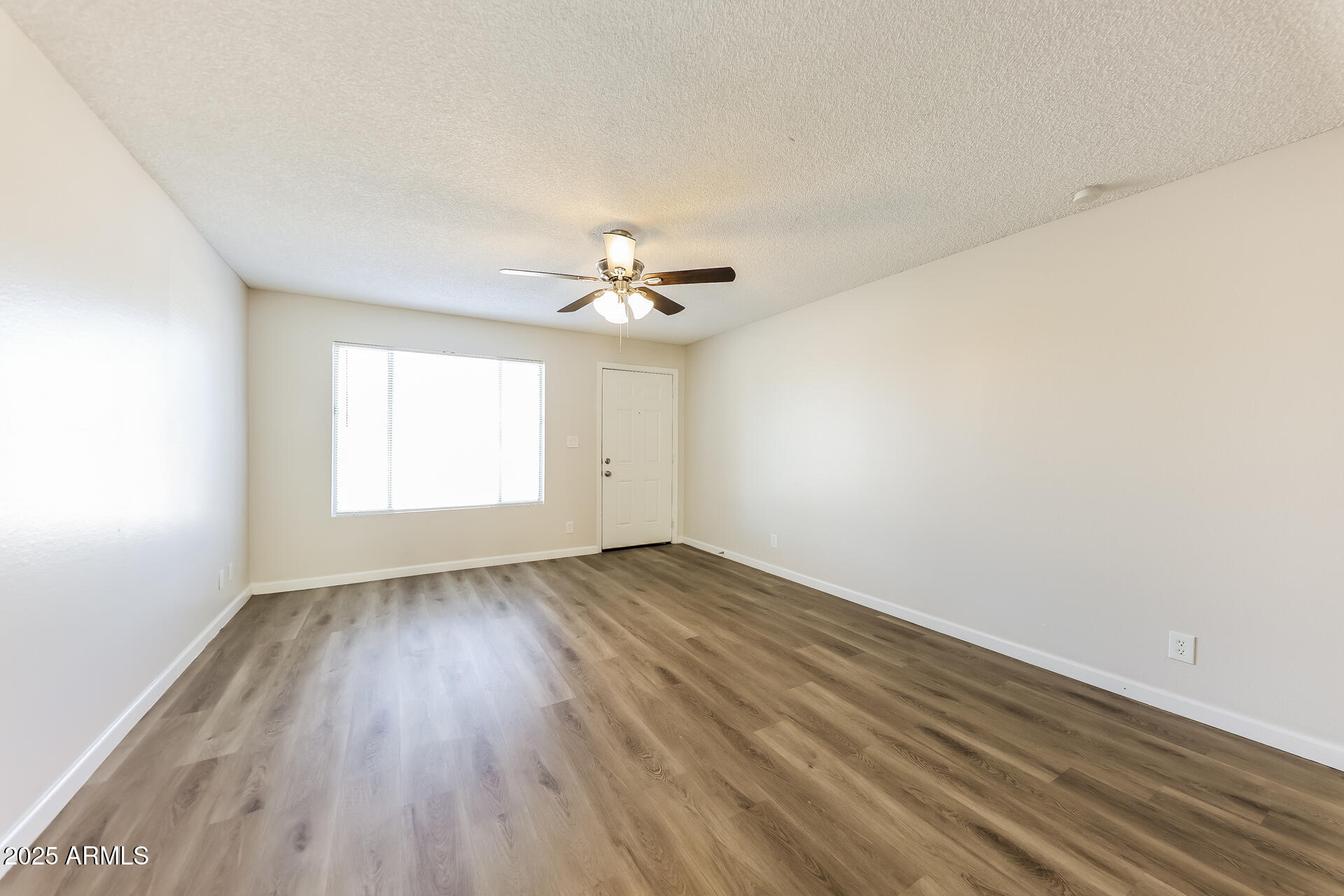 7227 W TURQUOISE Avenue