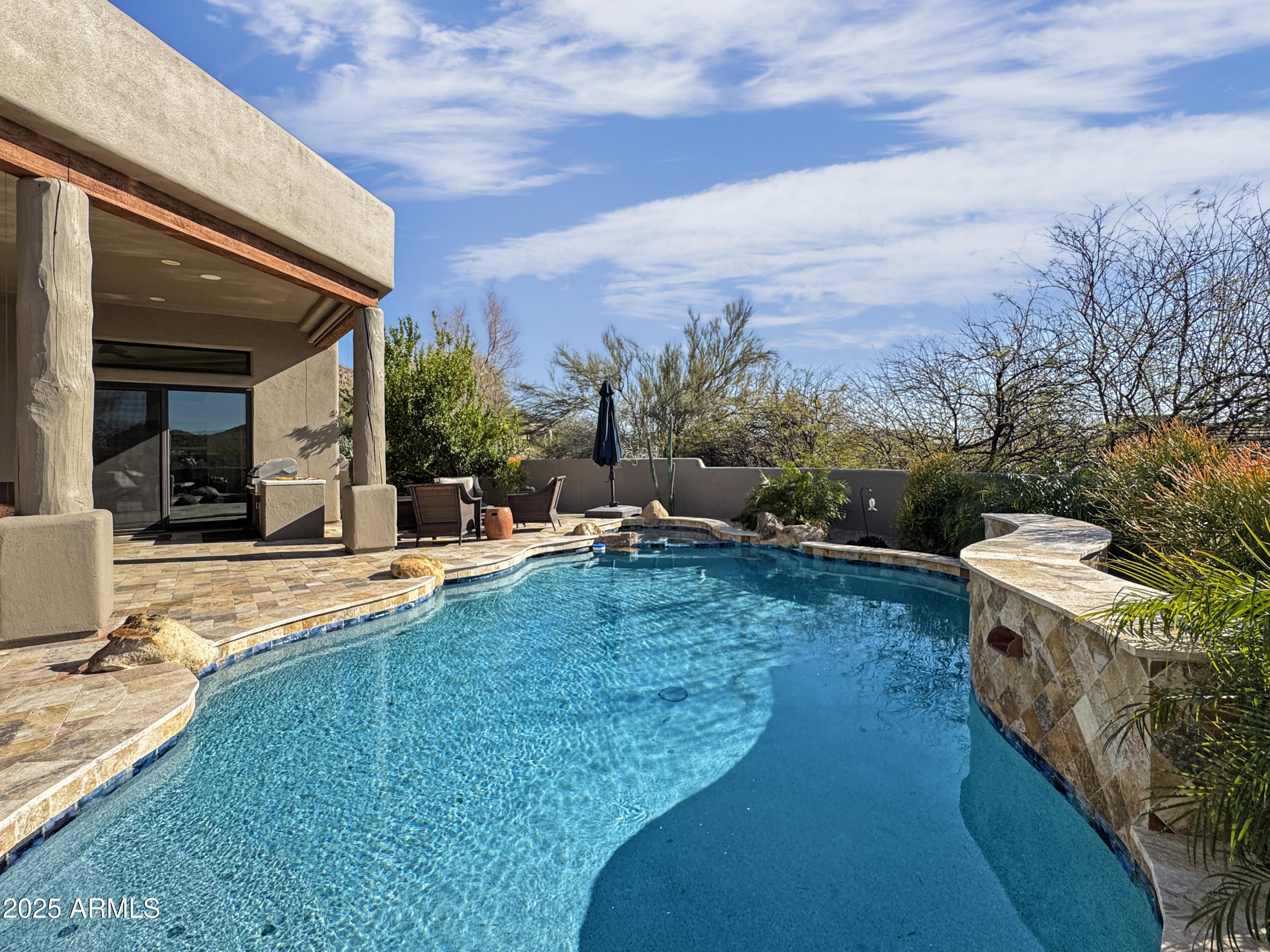 10685 E Cottontail Lane