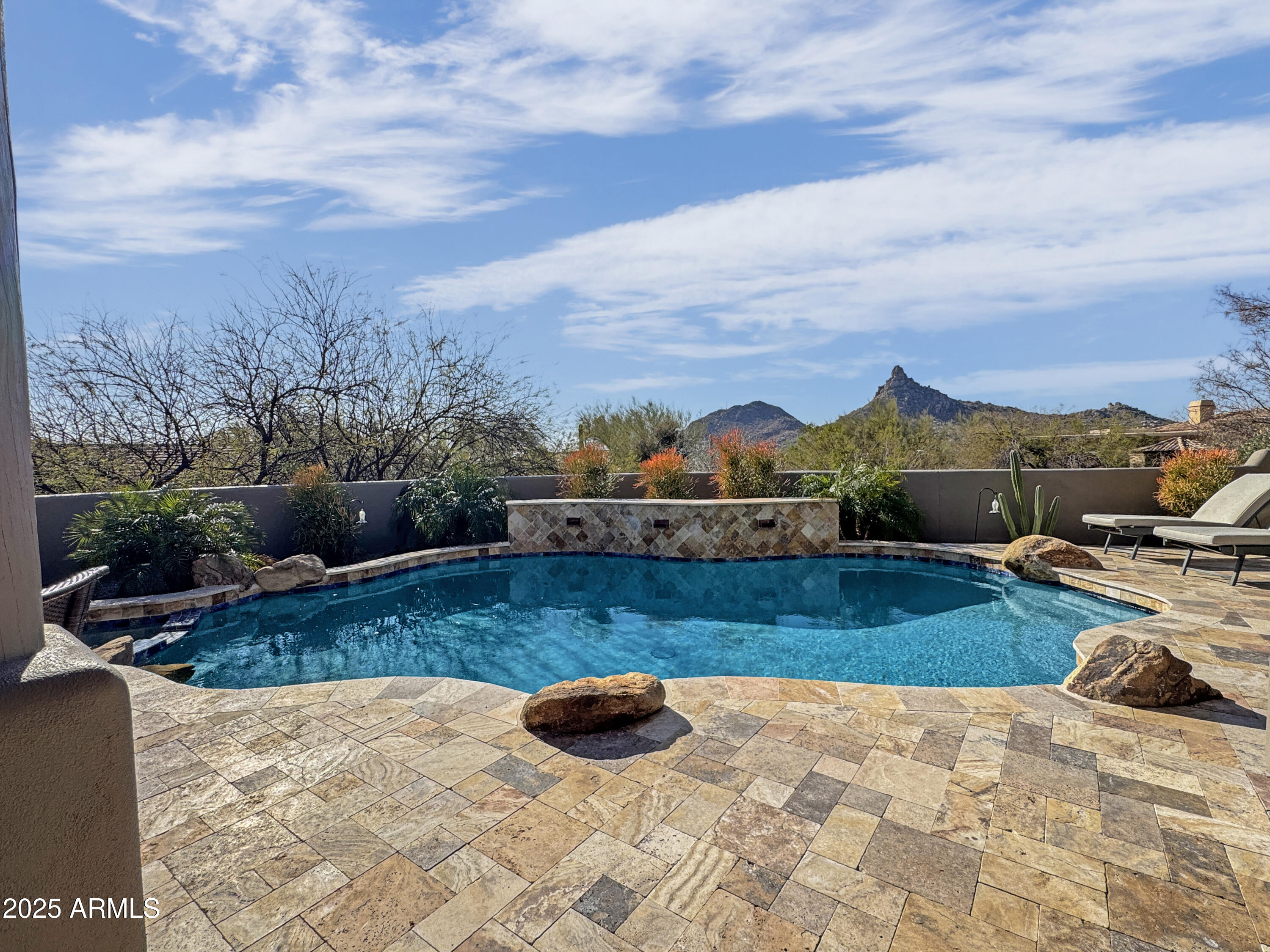 10685 E Cottontail Lane