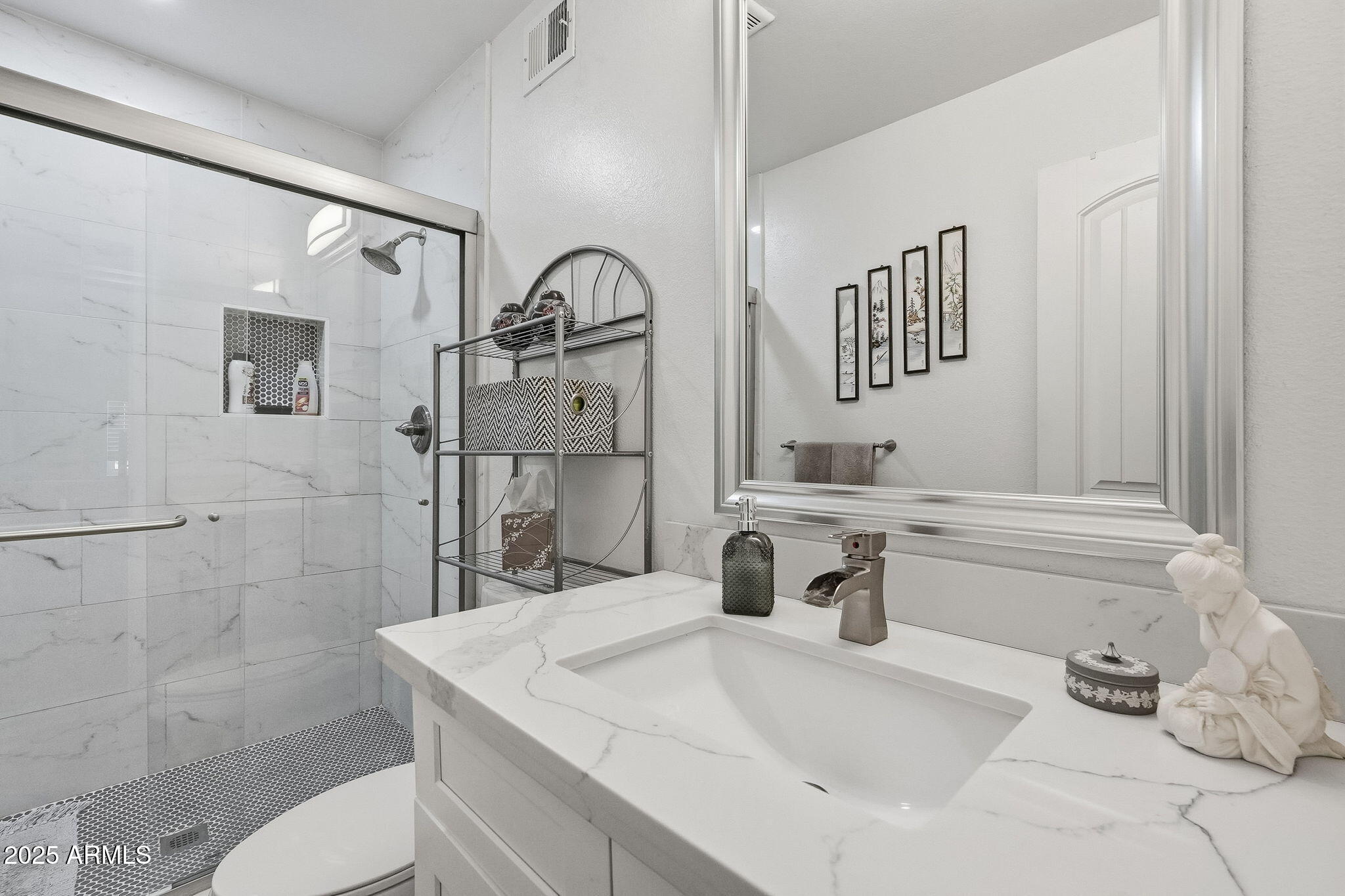 1916 W MORNINGSIDE Drive 66