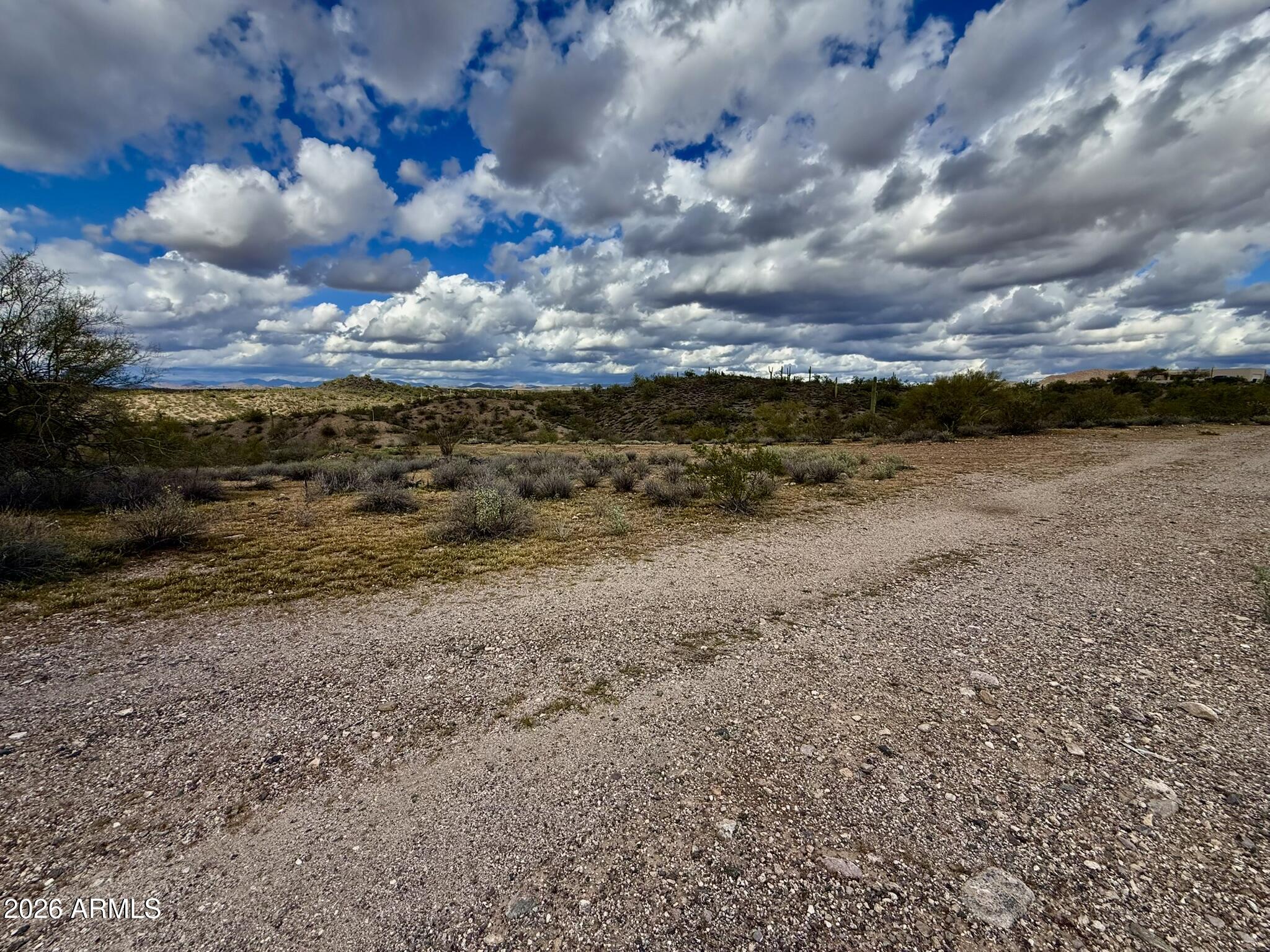 XX00 W Grand Avenue -