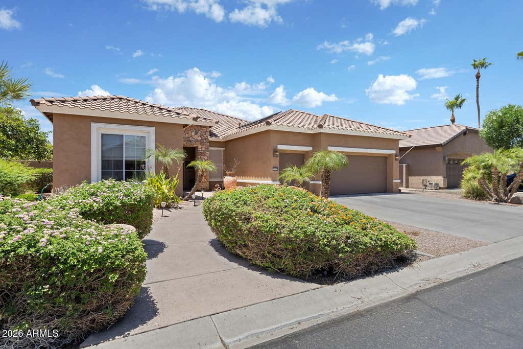 Photo of 3422 N 153rd Lane N, Goodyear, AZ 85395 (MLS # 7039729)