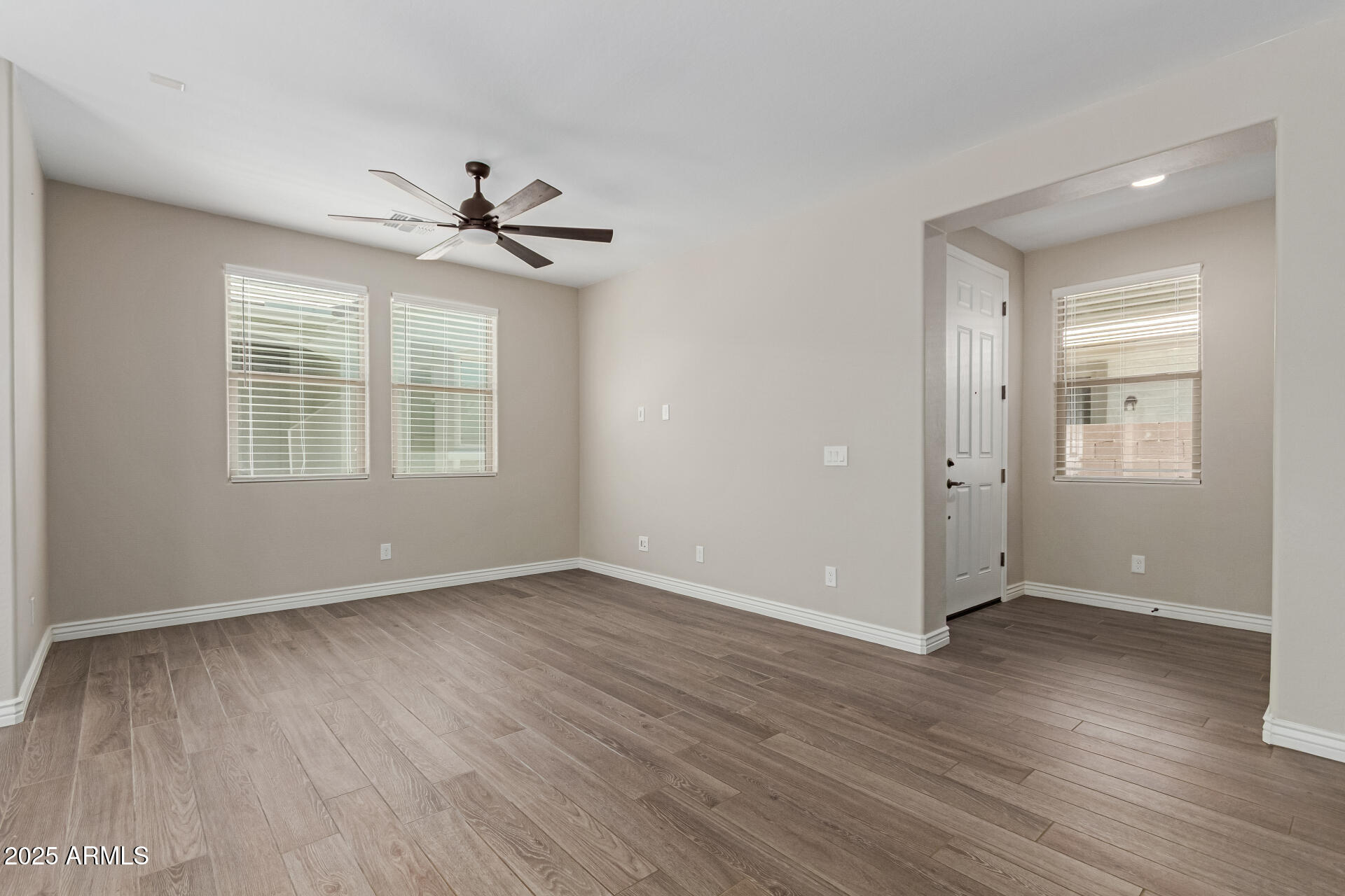 14231 W BRONCO Trail