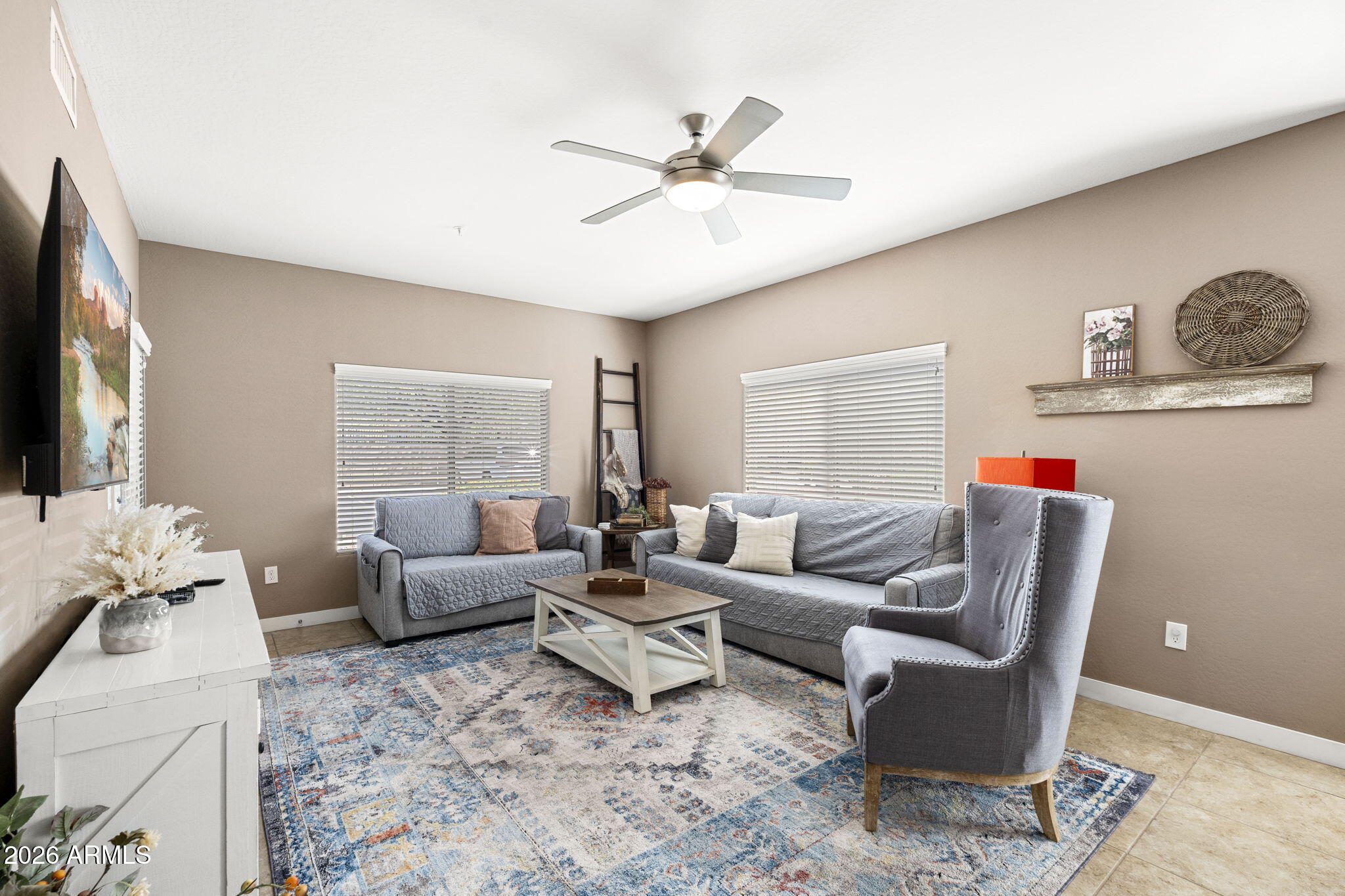 5450 E DEER VALLEY Drive 1193