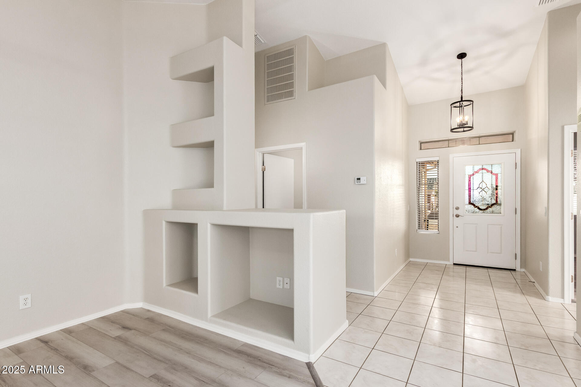 18040 W SPENCER Drive