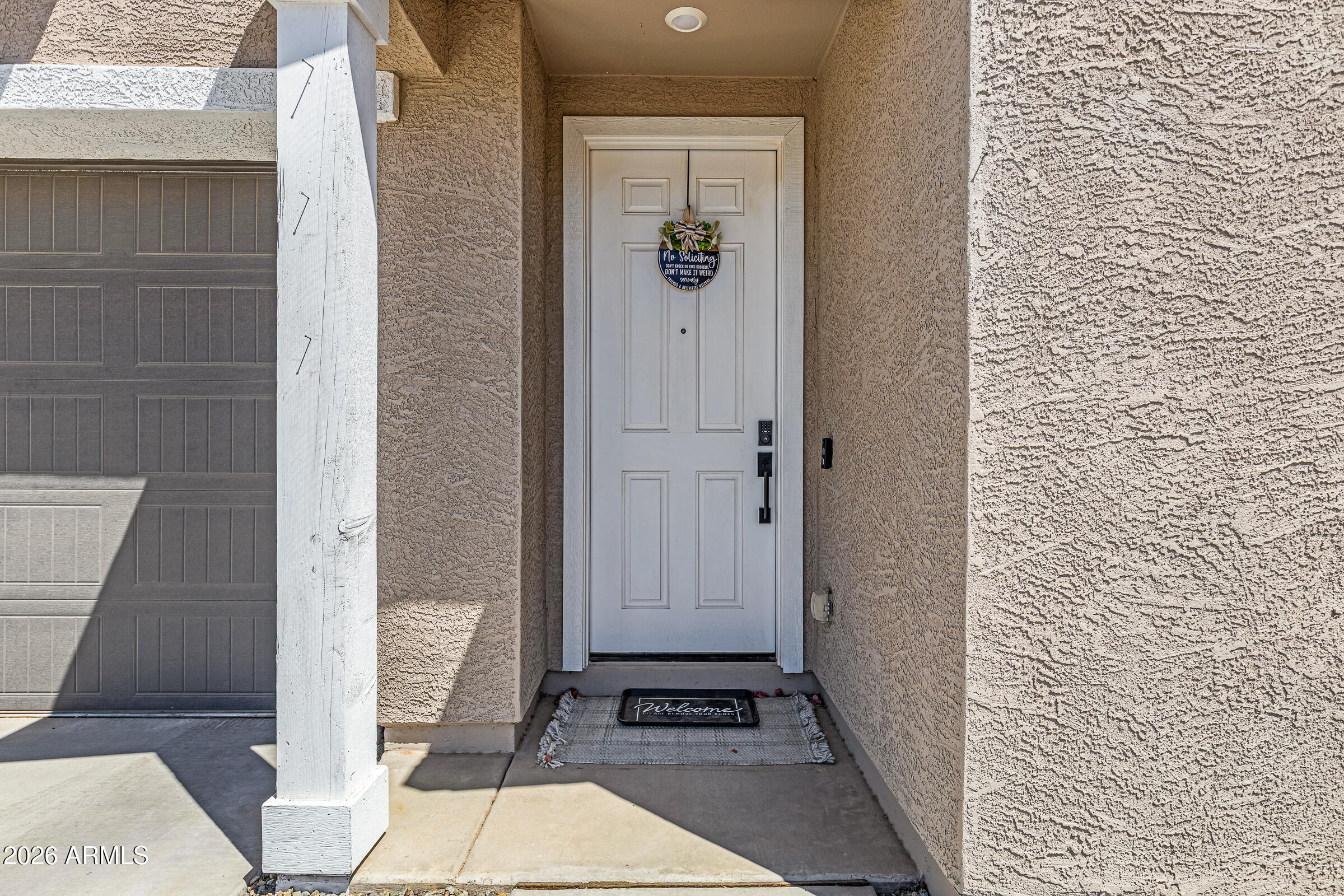 37599 N CAVERN Way
