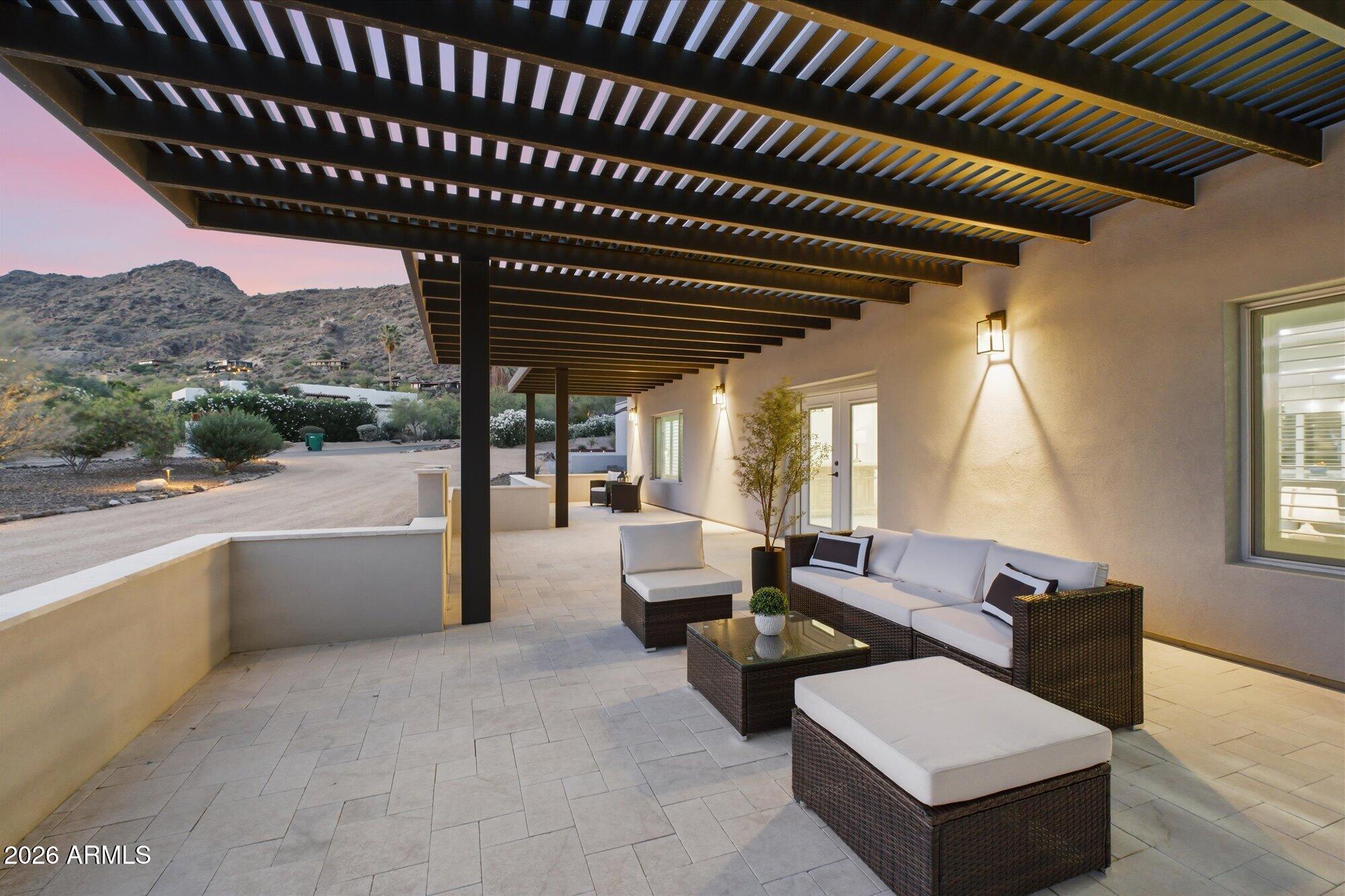 WHISPERING HILLS - Residential