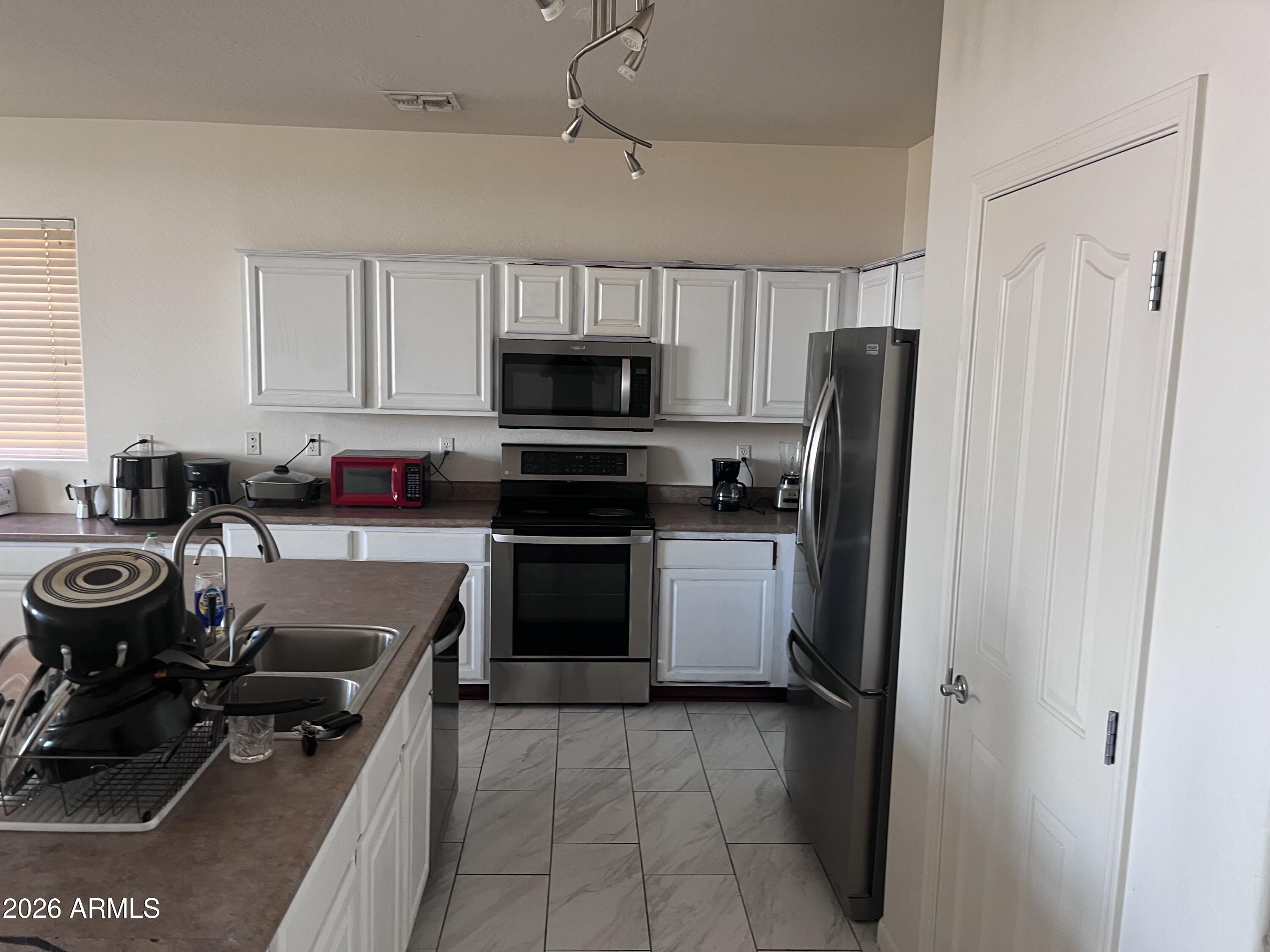 8214 W FLORENCE Avenue