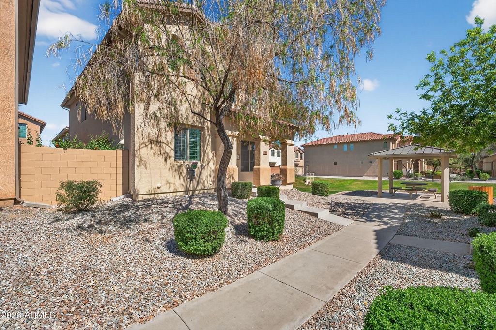 Photo of 17464 N 92nd Glen, Peoria, AZ 85382 (MLS # 6997966)