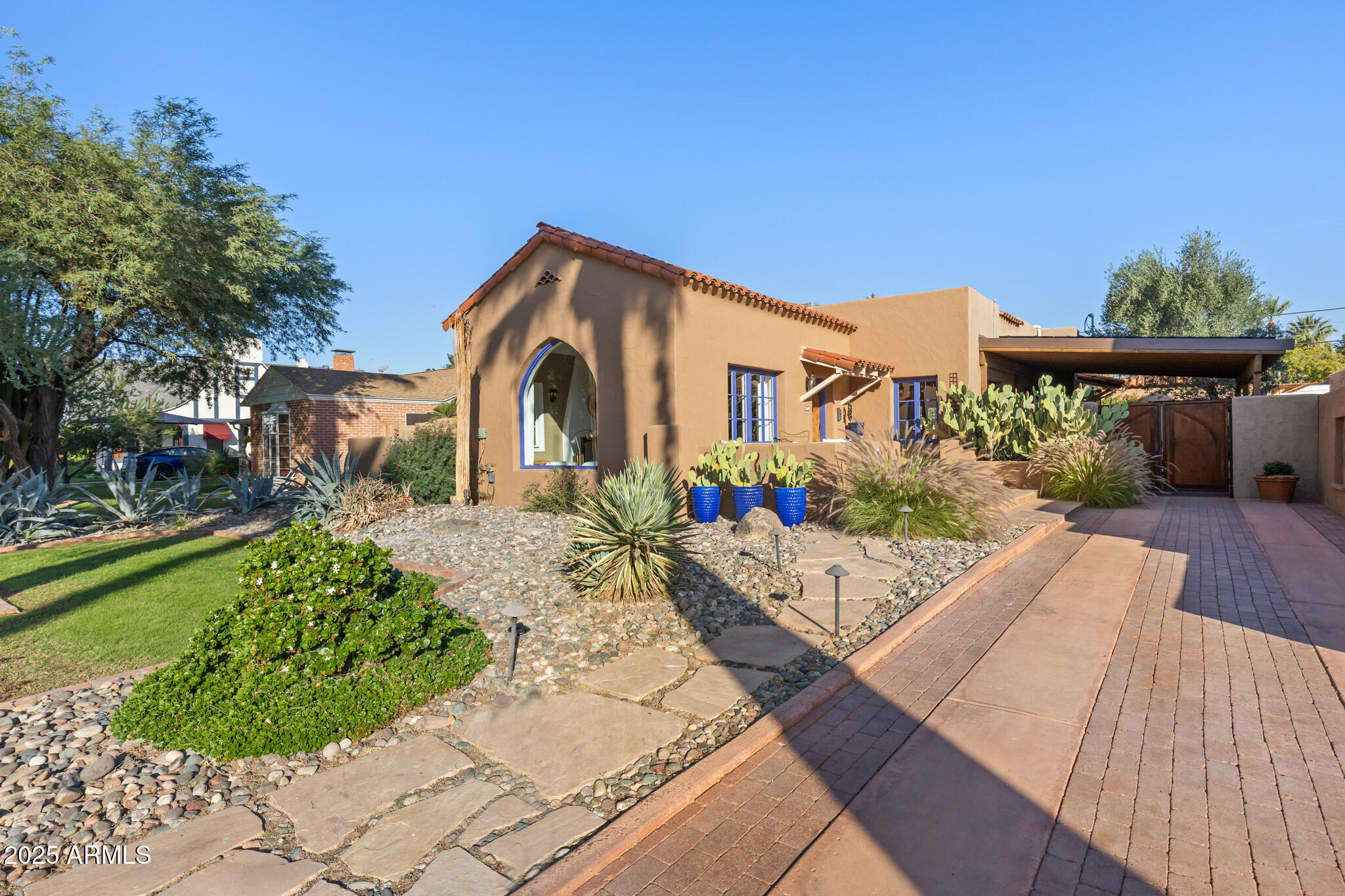 514 W MONTE VISTA Road