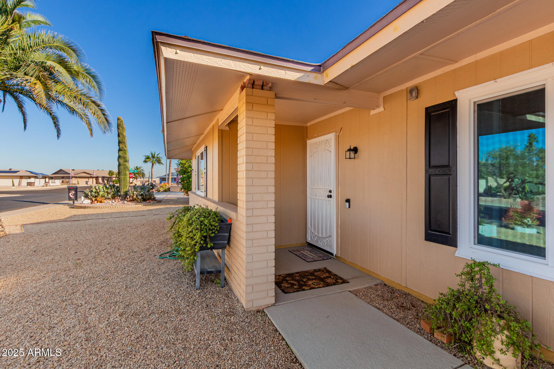 12407 W FLAGSTONE Drive