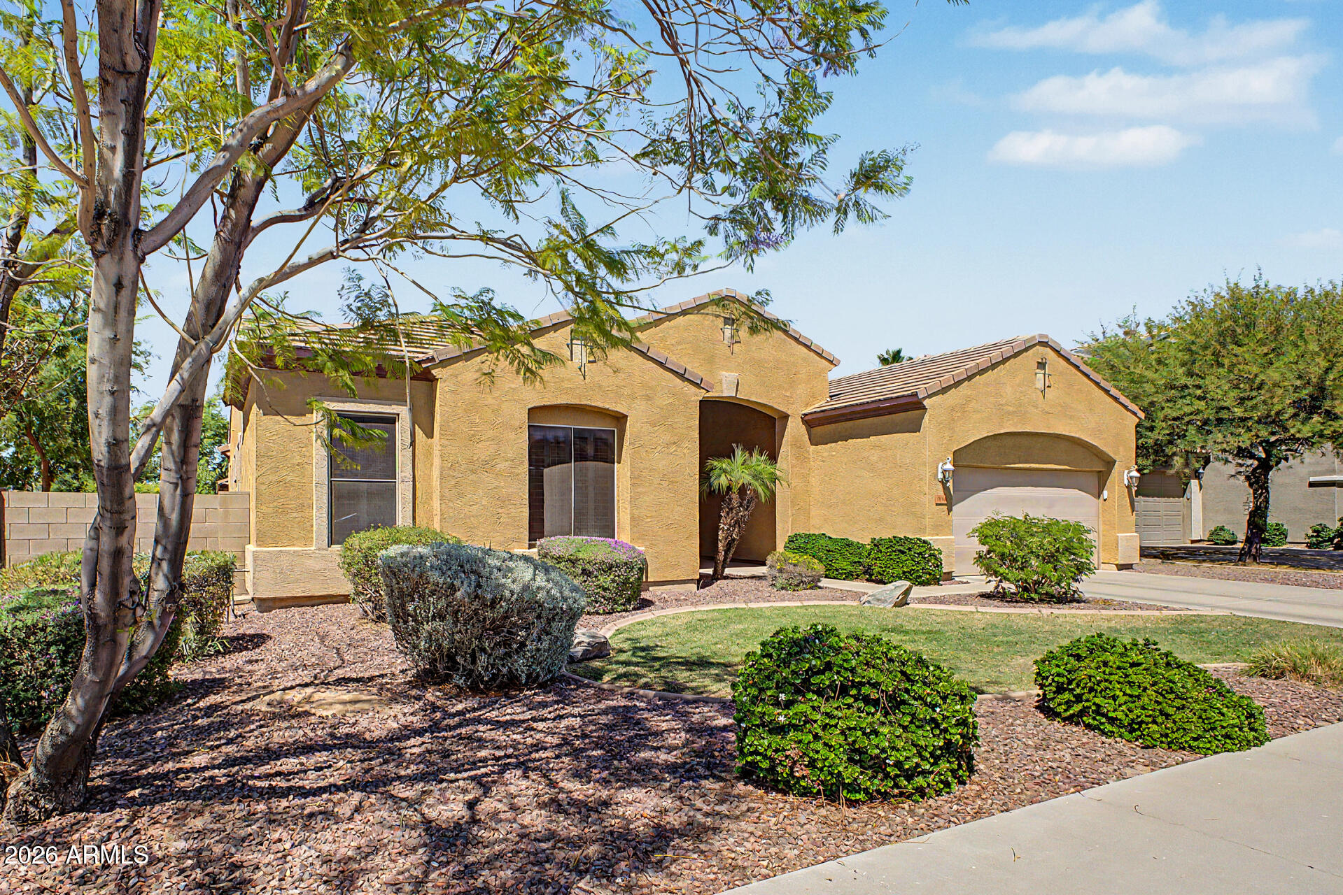 3006 E MUIRFIELD Street