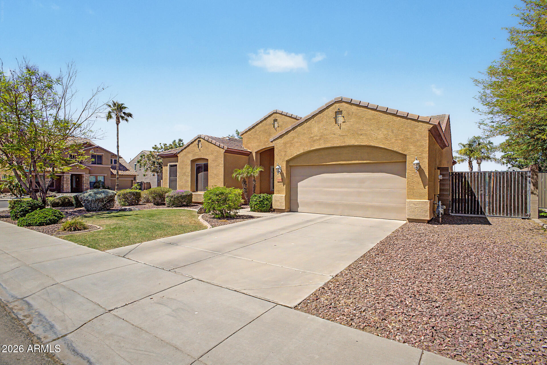 3006 E MUIRFIELD Street