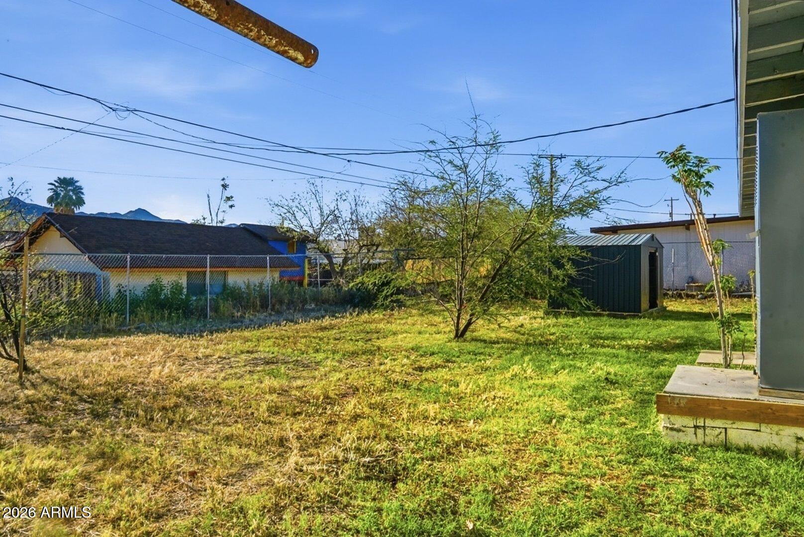 427 W GREENWICH Road