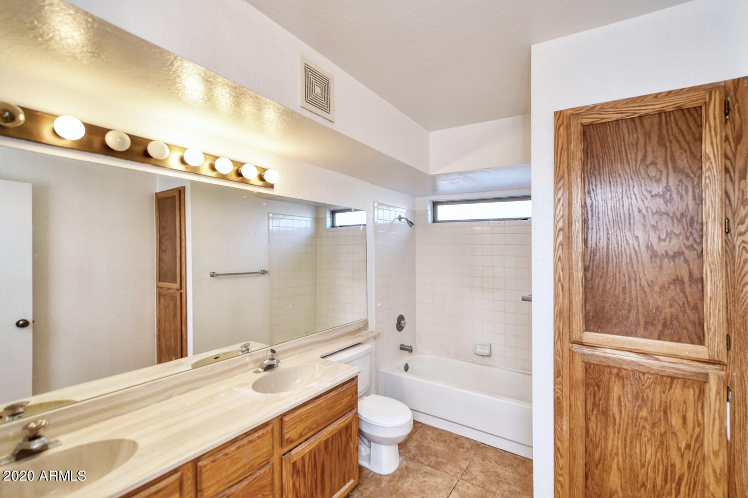 TRACT UNIT 115 AMD - Residential