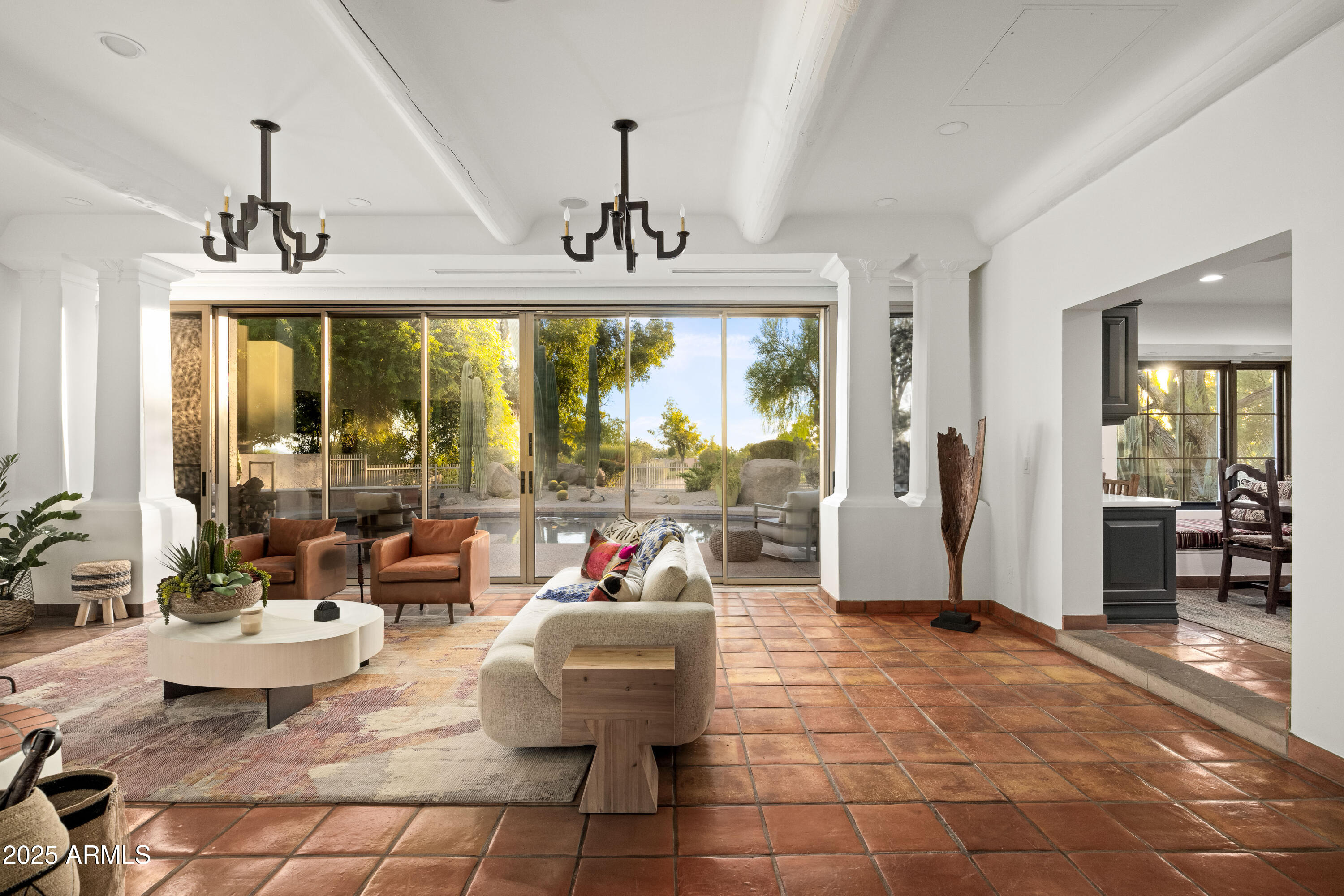 8255 E Vista De Valle --