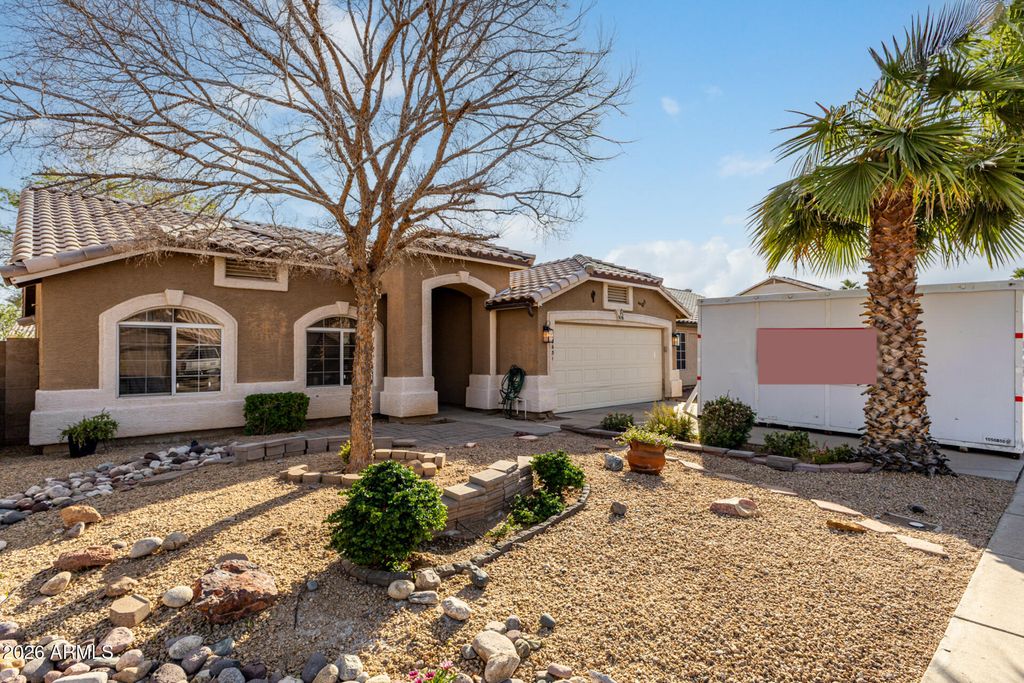 Photo of 8631 W Fullam Street, Peoria, AZ 85382 (MLS # 6994288)