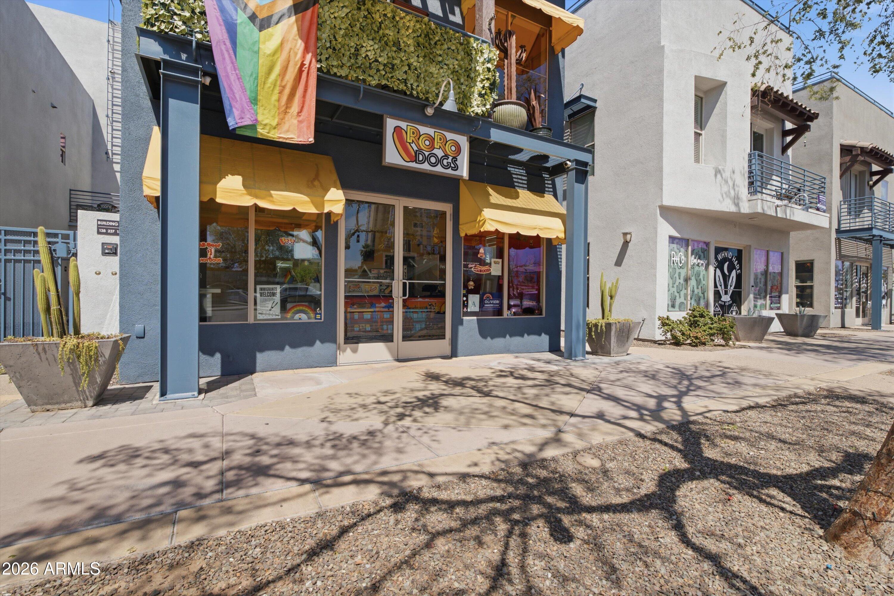 610 E ROOSEVELT Street 140