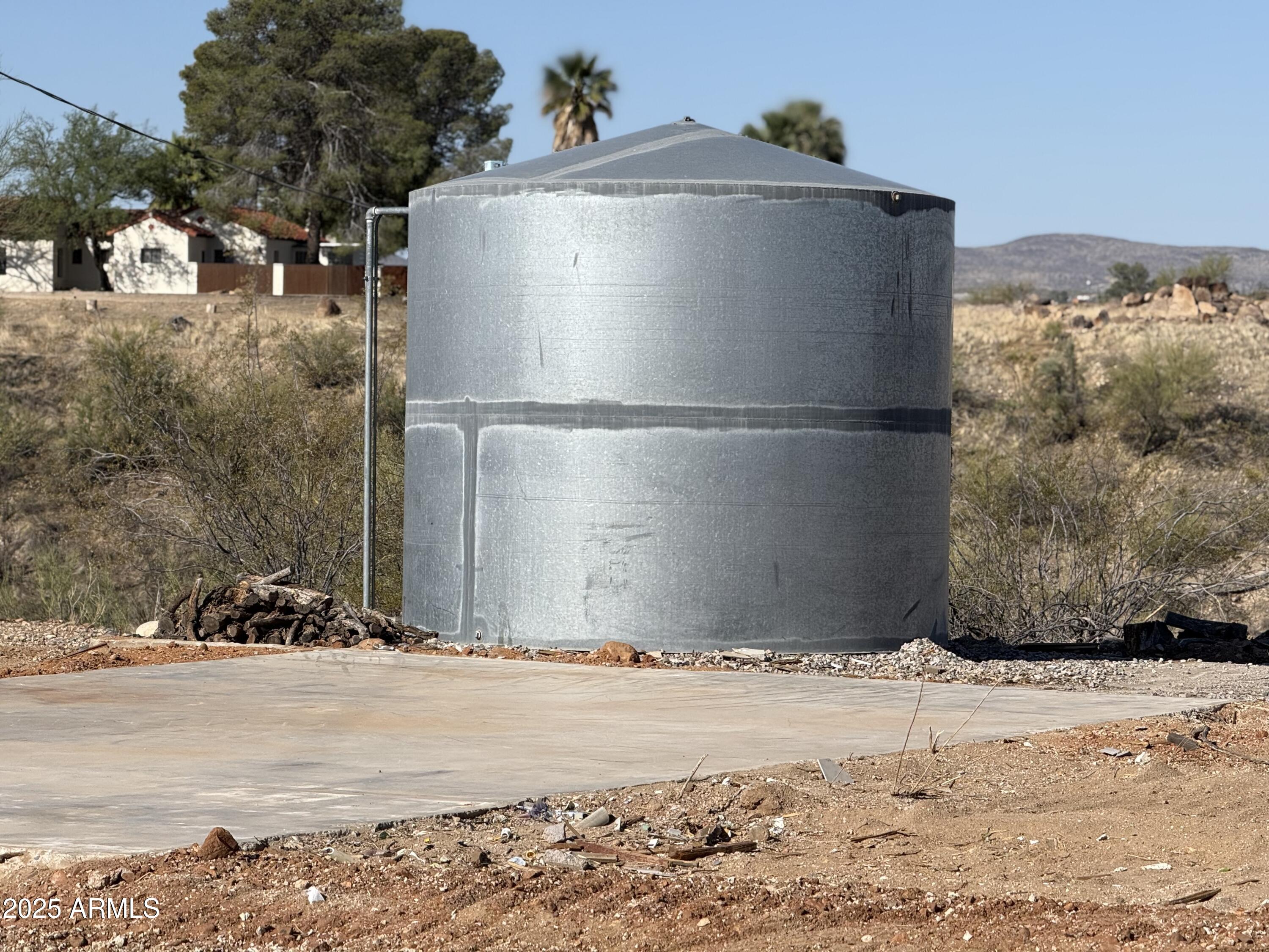 650 W Bralliar Road -