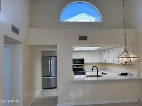 2100 W LEMON TREE Place 29 Chandler AZ 85224