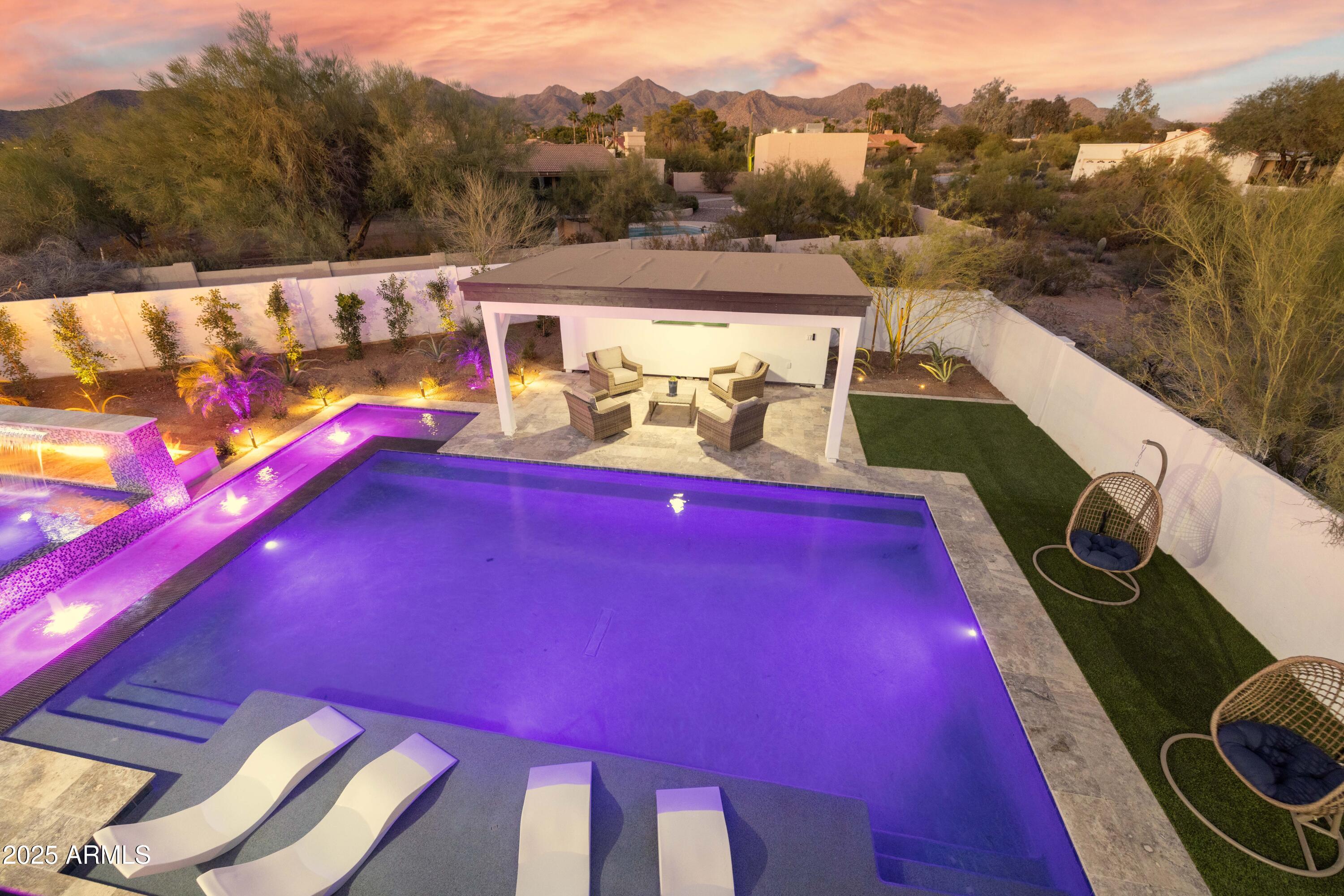 PARADISE HEIGHTS - Residential